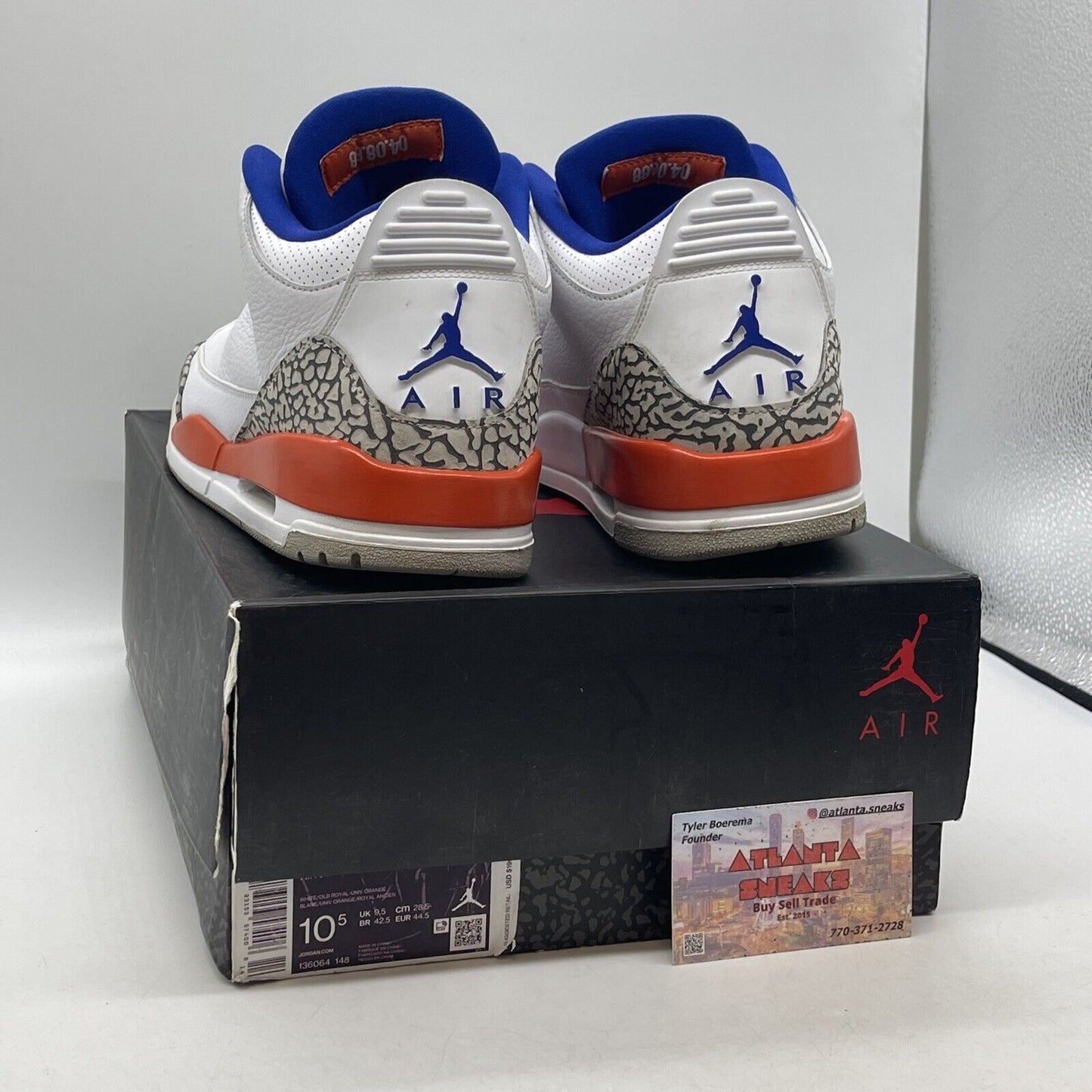 Size 10.5 - Air Jordan 3 Retro Knicks White Leather Grey Suede (136064-148)