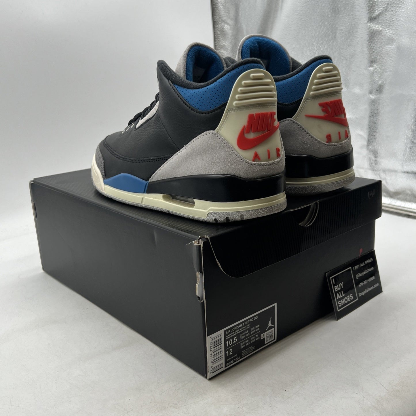 Size 10.5 - Air Jordan 3 Retro OG Rare Air (IB8967-004)