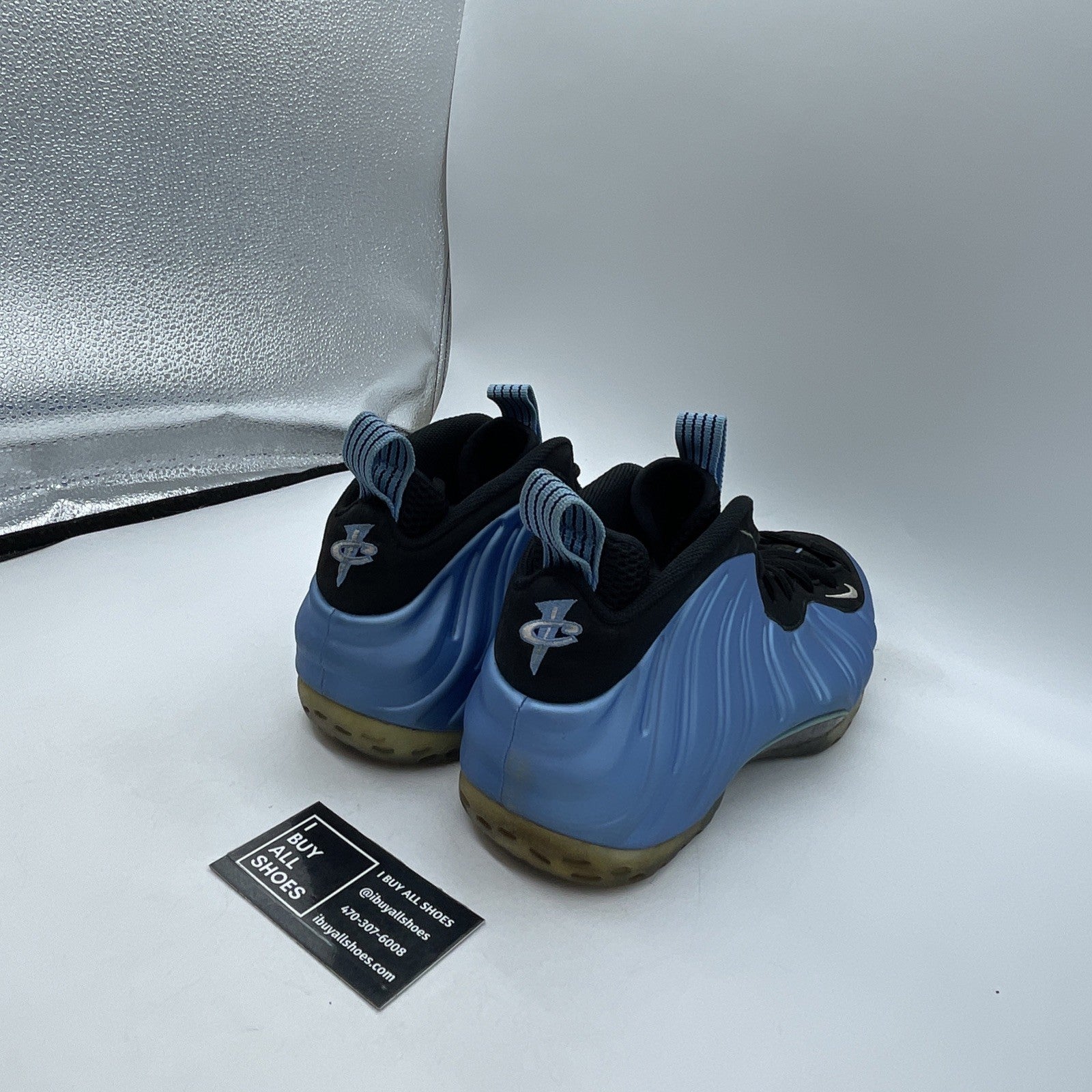 Size 10.5 - Nike Air Foamposite One University Blue (314996-402)