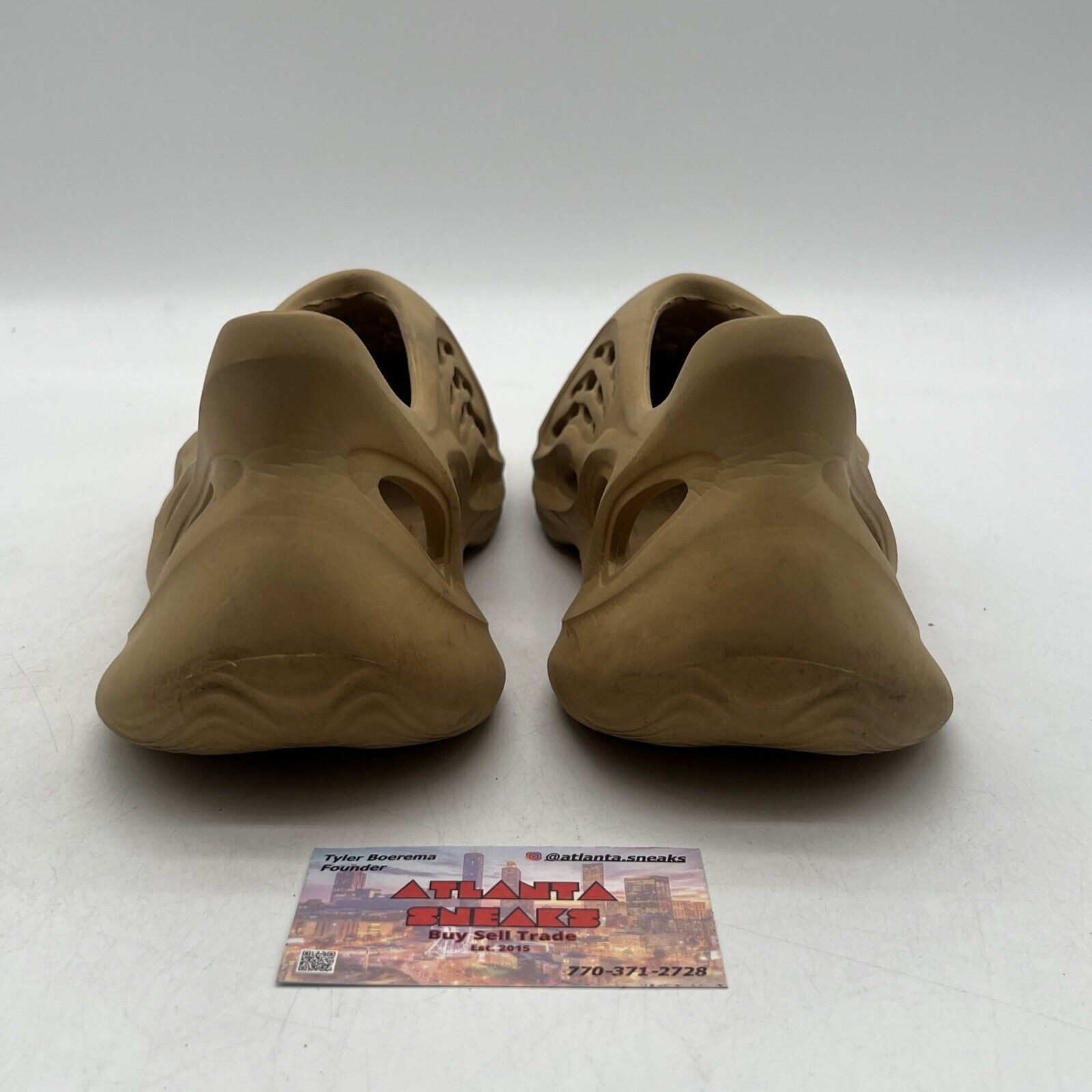 Size 8 - Adidas Yeezy Foam Runner 'Clay Taupe' (GV6842)