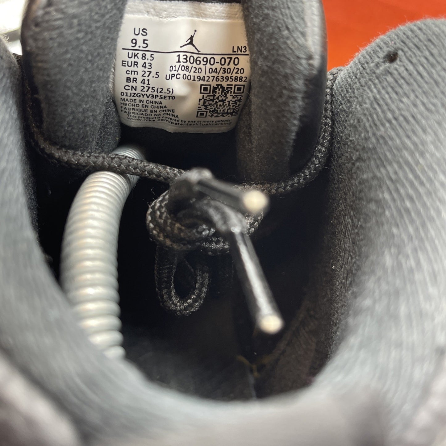 Size 9.5 - Jordan 12 Retro University Gold Yellow Black Leather (130690-070)