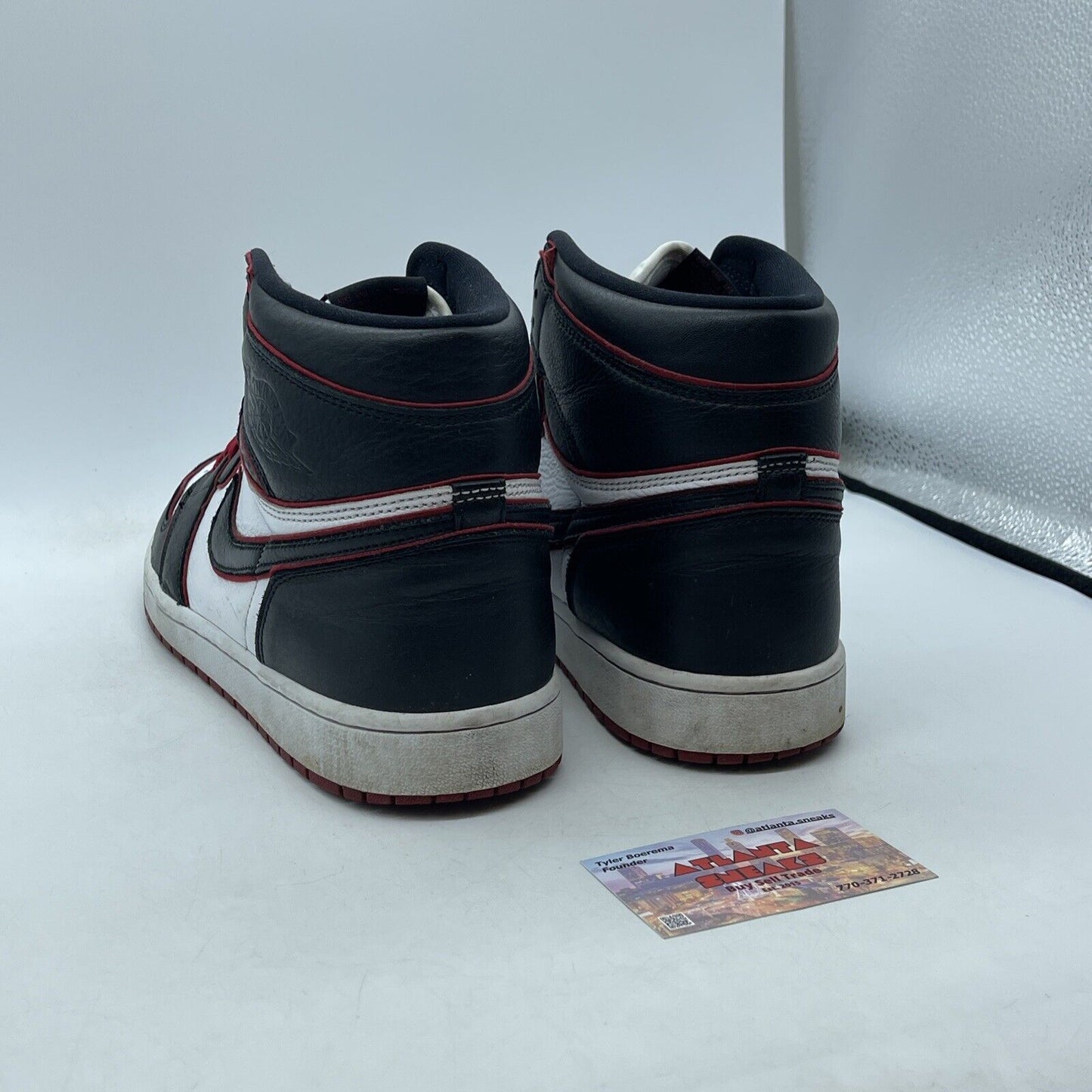 Size 12 - Jordan 1 Retro High OG Bloodline Red Black White Leather (555088-062)