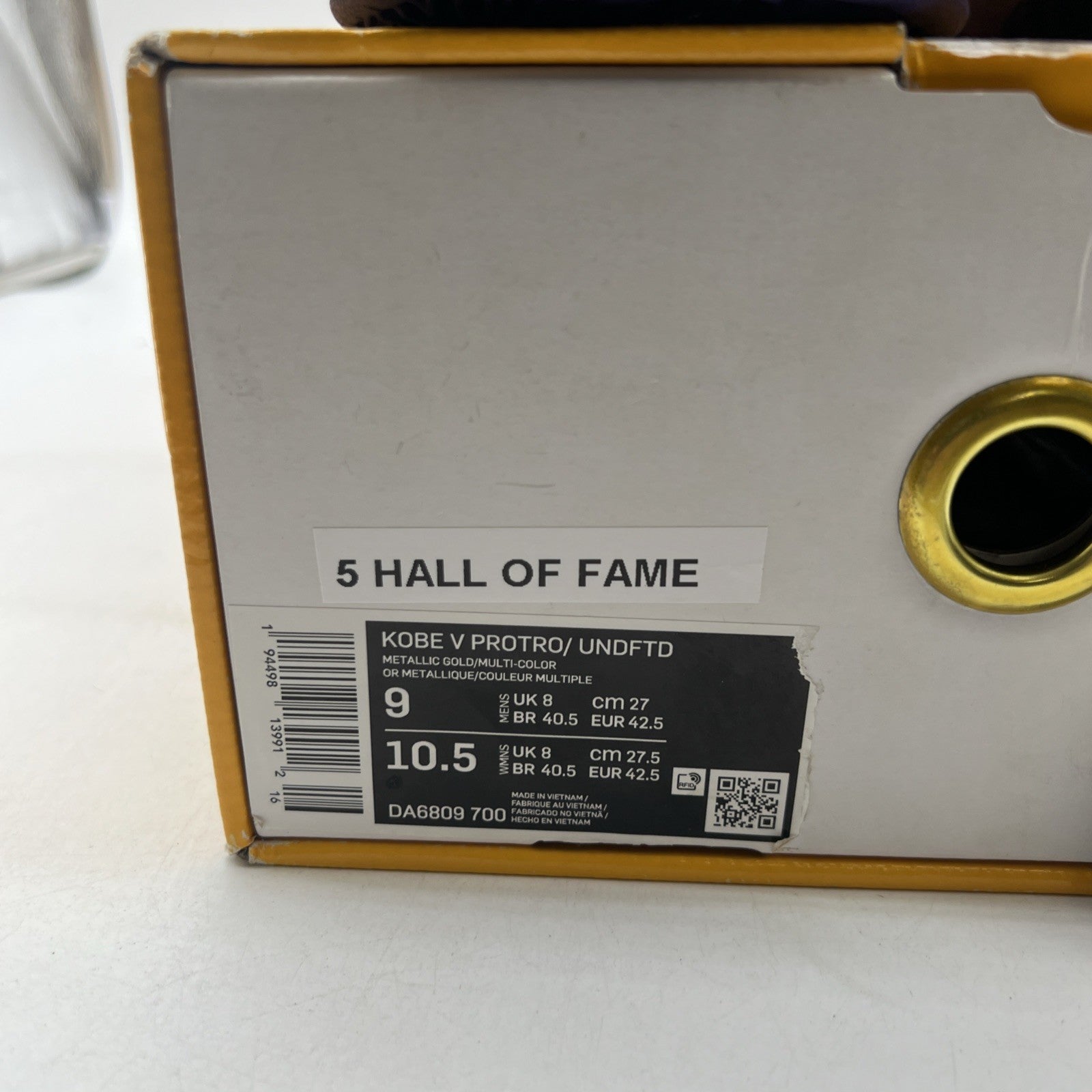 Size 9 - Nike Zoom Kobe 5 Protro x Undefeated Hall Of Fame (DA6809-700)