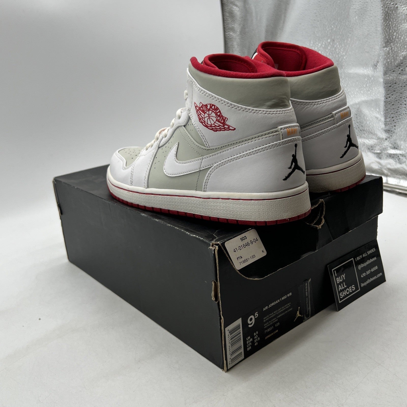Size 9.5 - Air Jordan 1 2015 Mid Hare (719551-123)