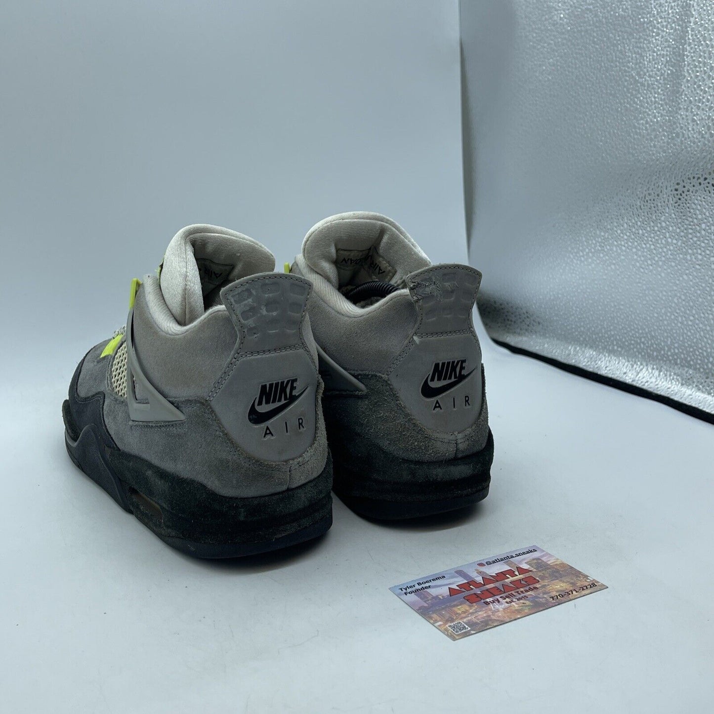 Size 8.5 - Jordan 4 Retro SE Mid Neon 95 Grey Black Green Suede (CT5342-007)