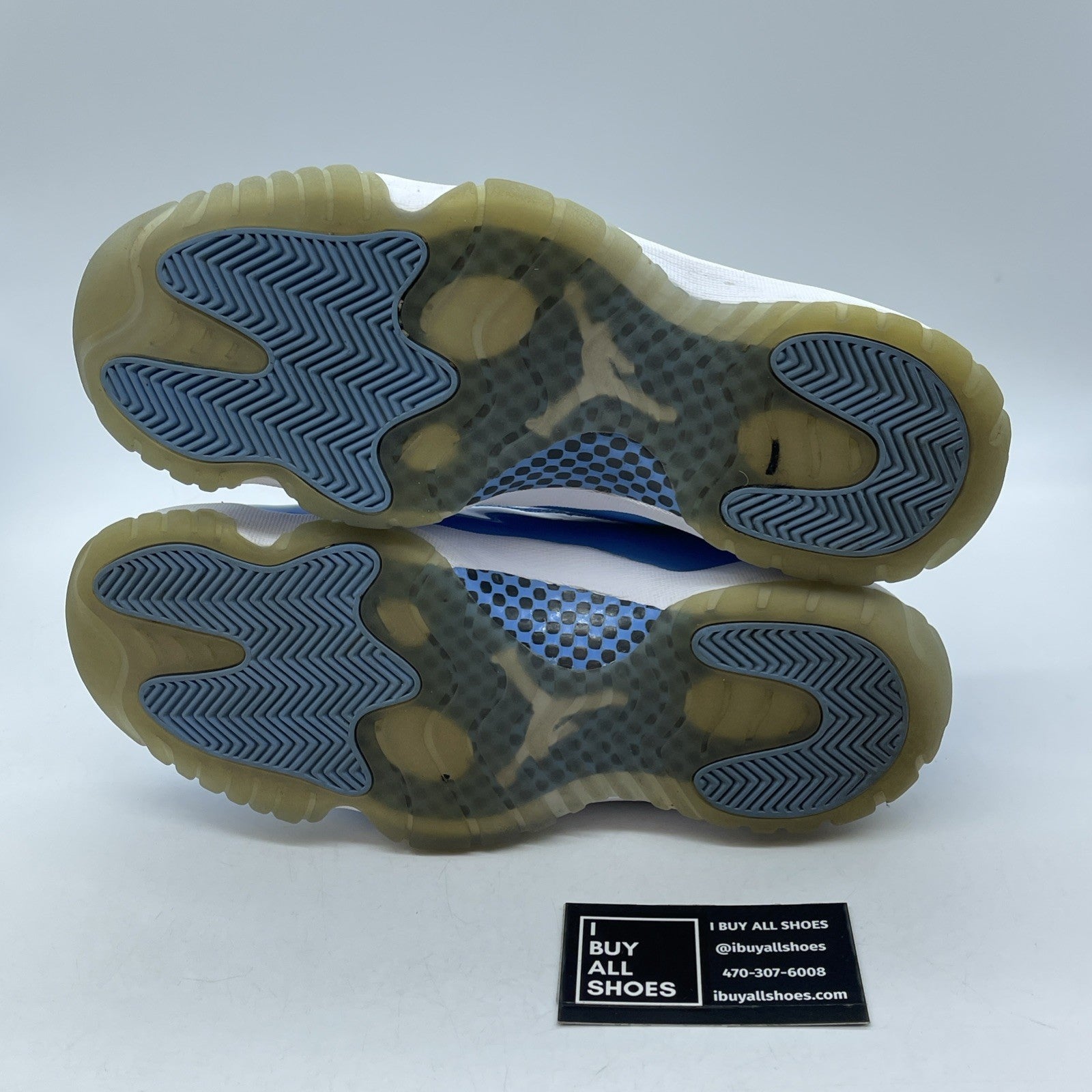 Size 9.5 - Jordan 11 Retro Low UNC 2017 Blue White (528895-106)