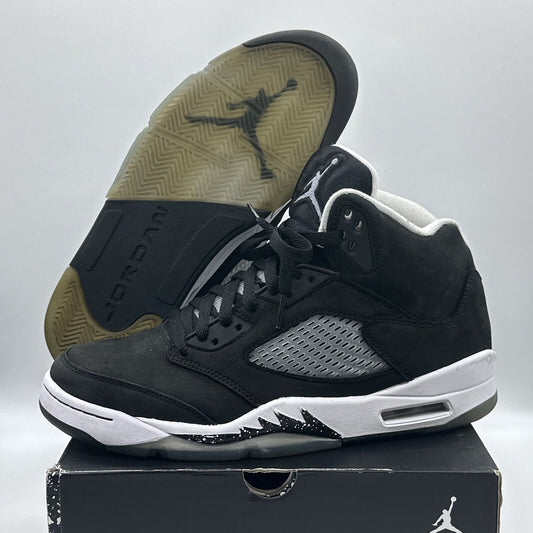 Size 10 - Jordan 5 Retro Mid Oreo
