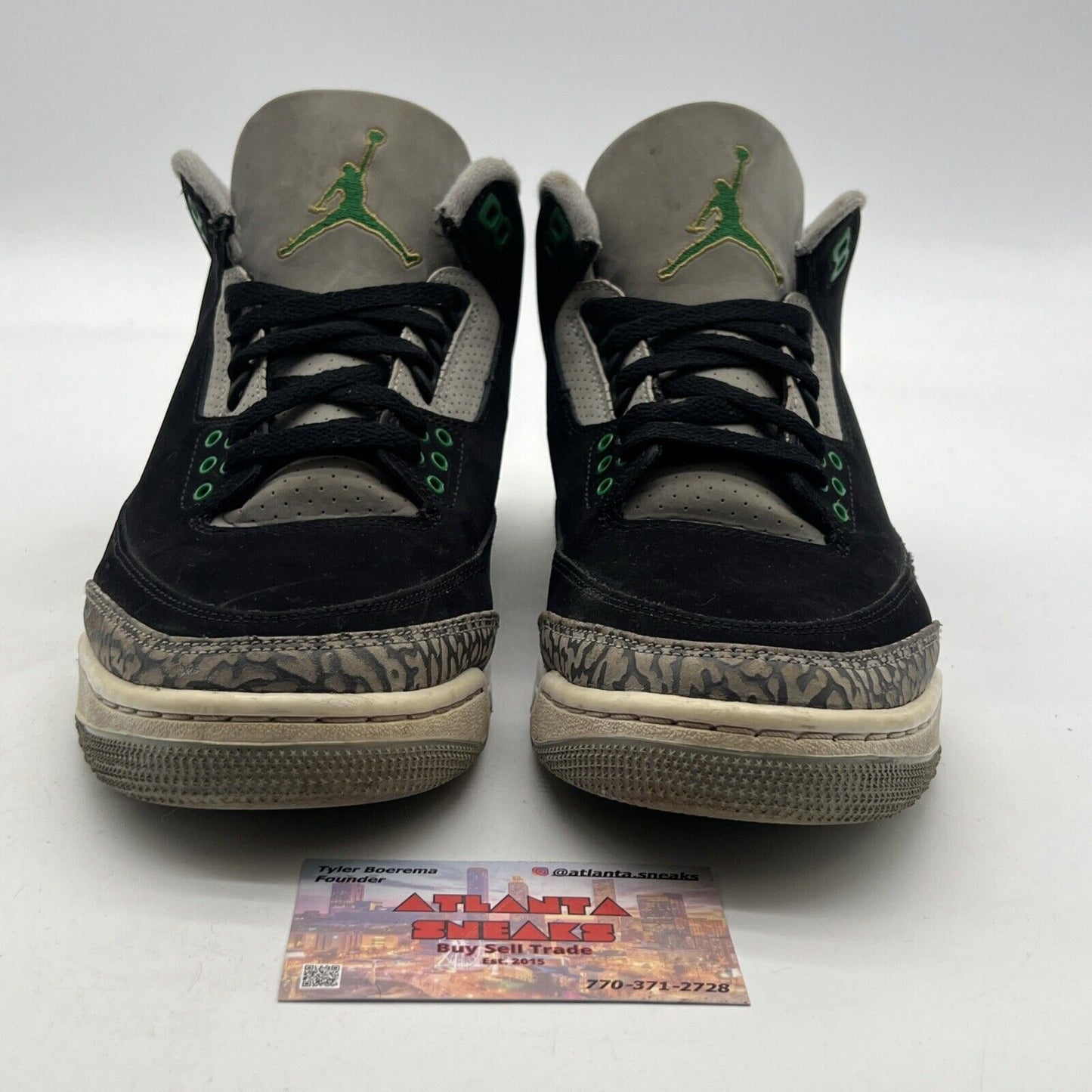 Size 8.5 - Air Jordan 3 Retro Mid Pine Green (CT8532-030)