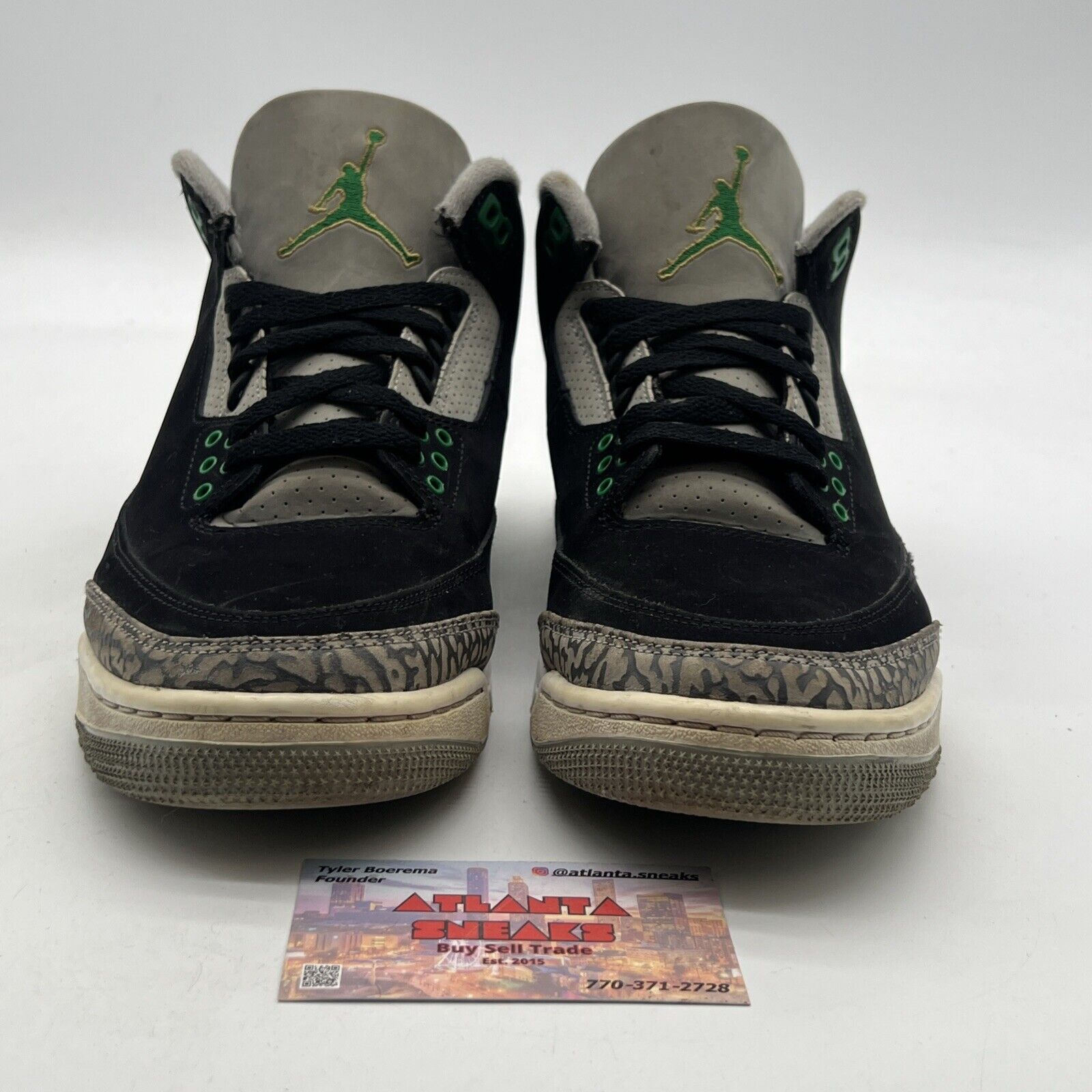 Size 8.5 - Air Jordan 3 Retro Mid Pine Green (CT8532-030)