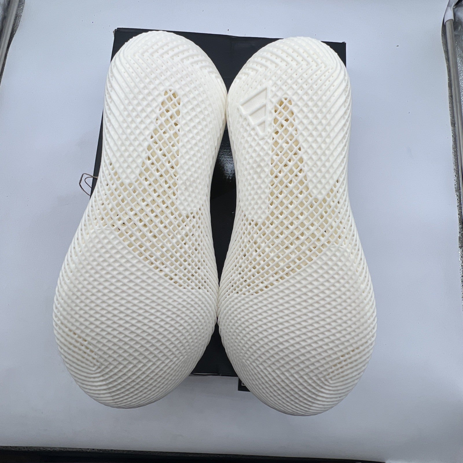 Size 13.5 - adidas Kith x Climacool 4D Off White Light Brown (KI0565)