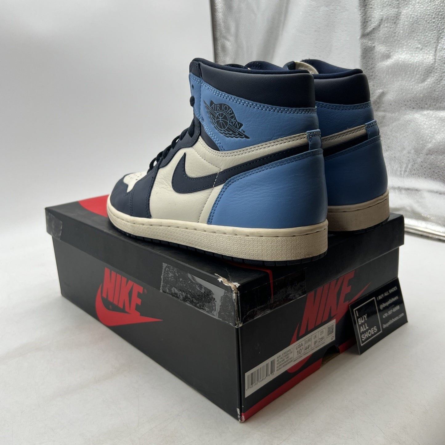 Size 10.5 - Air Jordan 1 Retro OG High Obsidian UNC 2019 (555088-140)