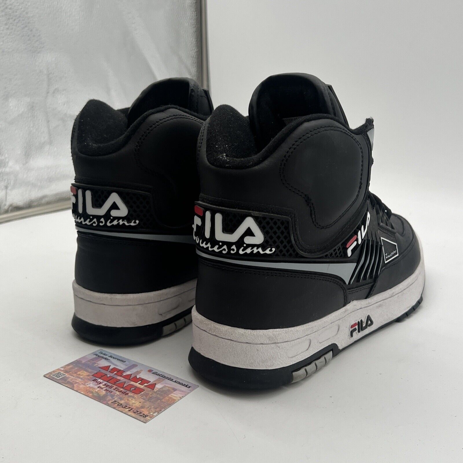 Size 9.5 - FILA TOURISSIMO