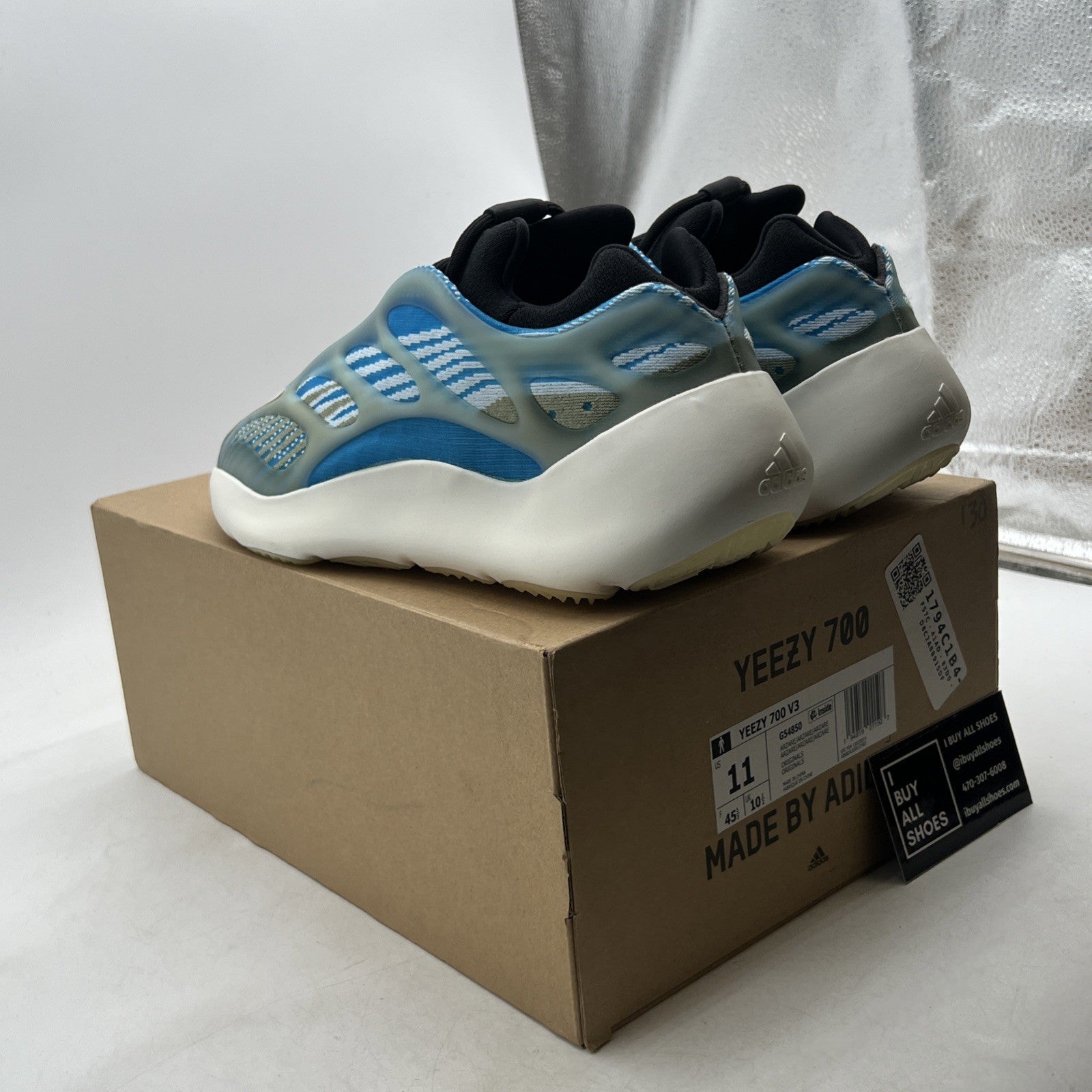Size 11 - Adidas Yeezy 700 V3 Arzareth (G54850)
