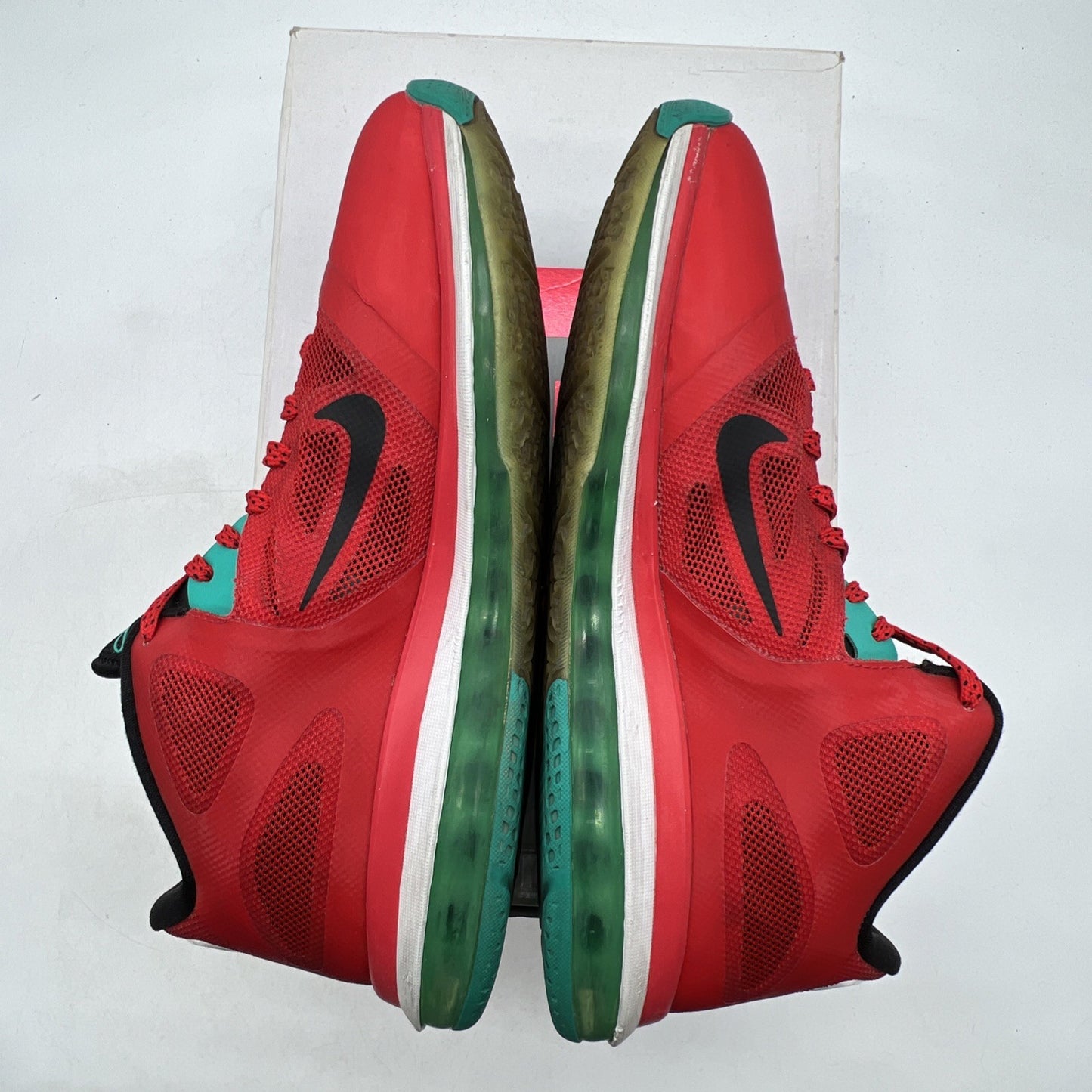 Size 10.5 - Nike LeBron 9 Low Liverpool (510811-601)