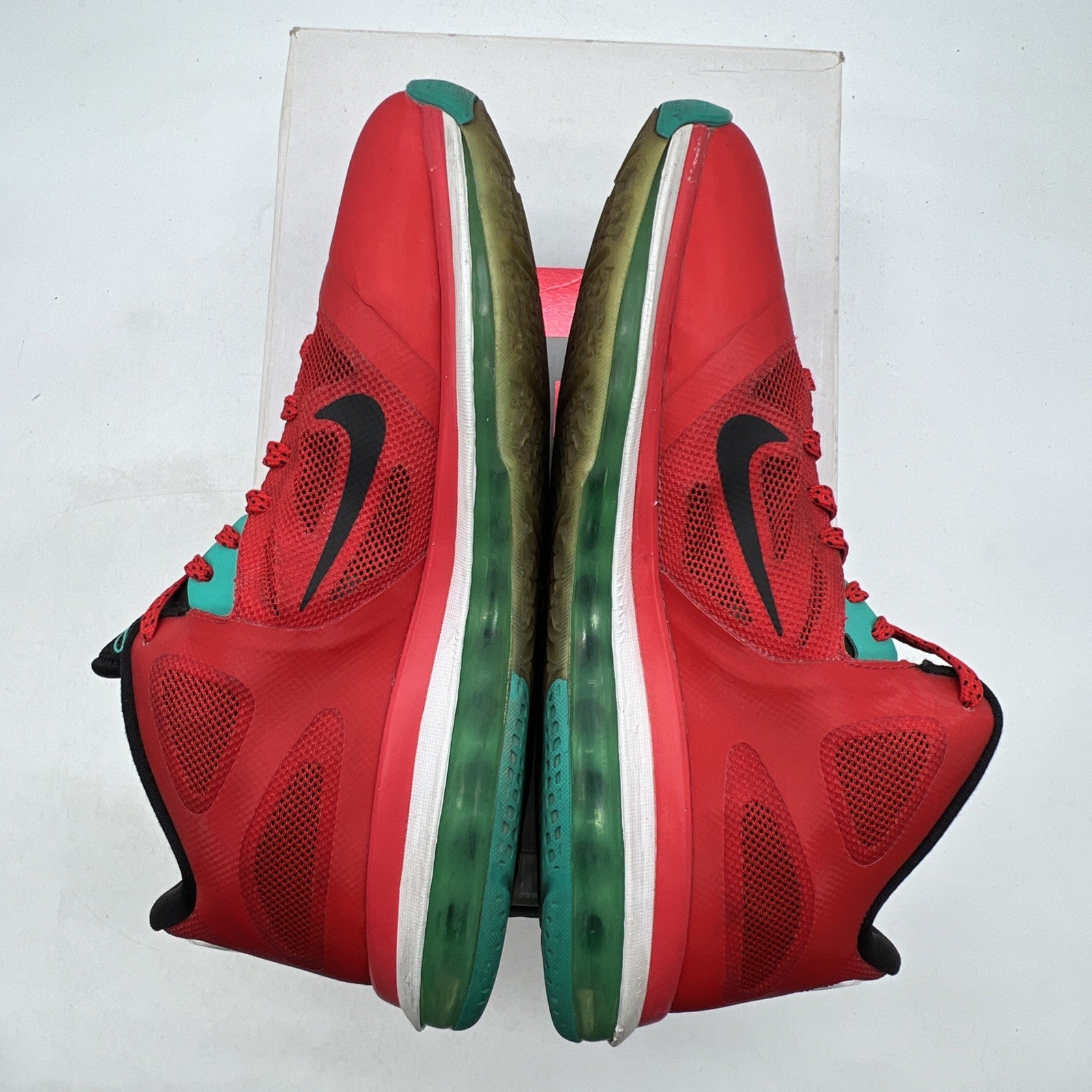 Size 10.5 - Nike LeBron 9 Low Liverpool (510811-601)