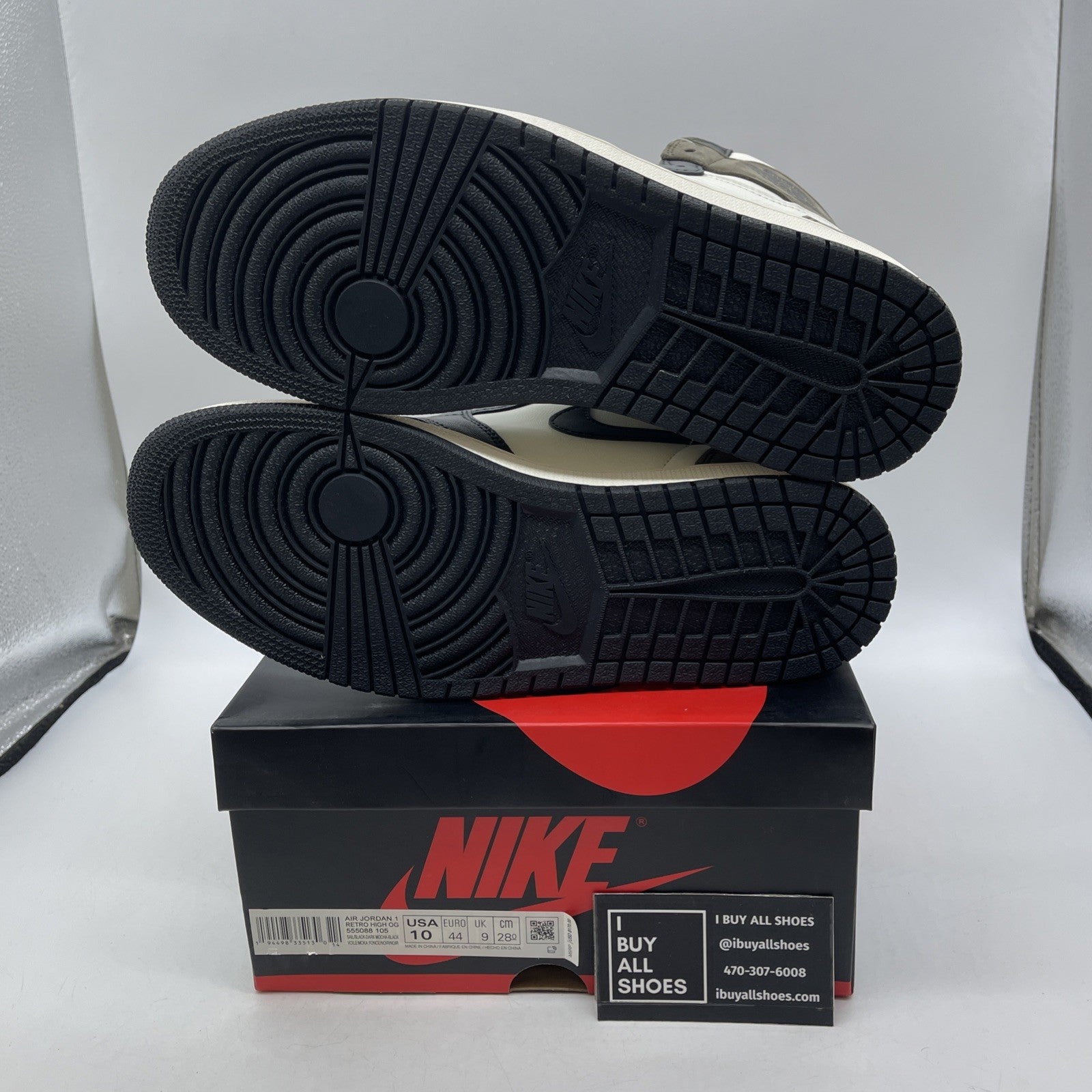 Size 10 - Air Jordan 1 Retro OG High Dark Mocha (555088-105)