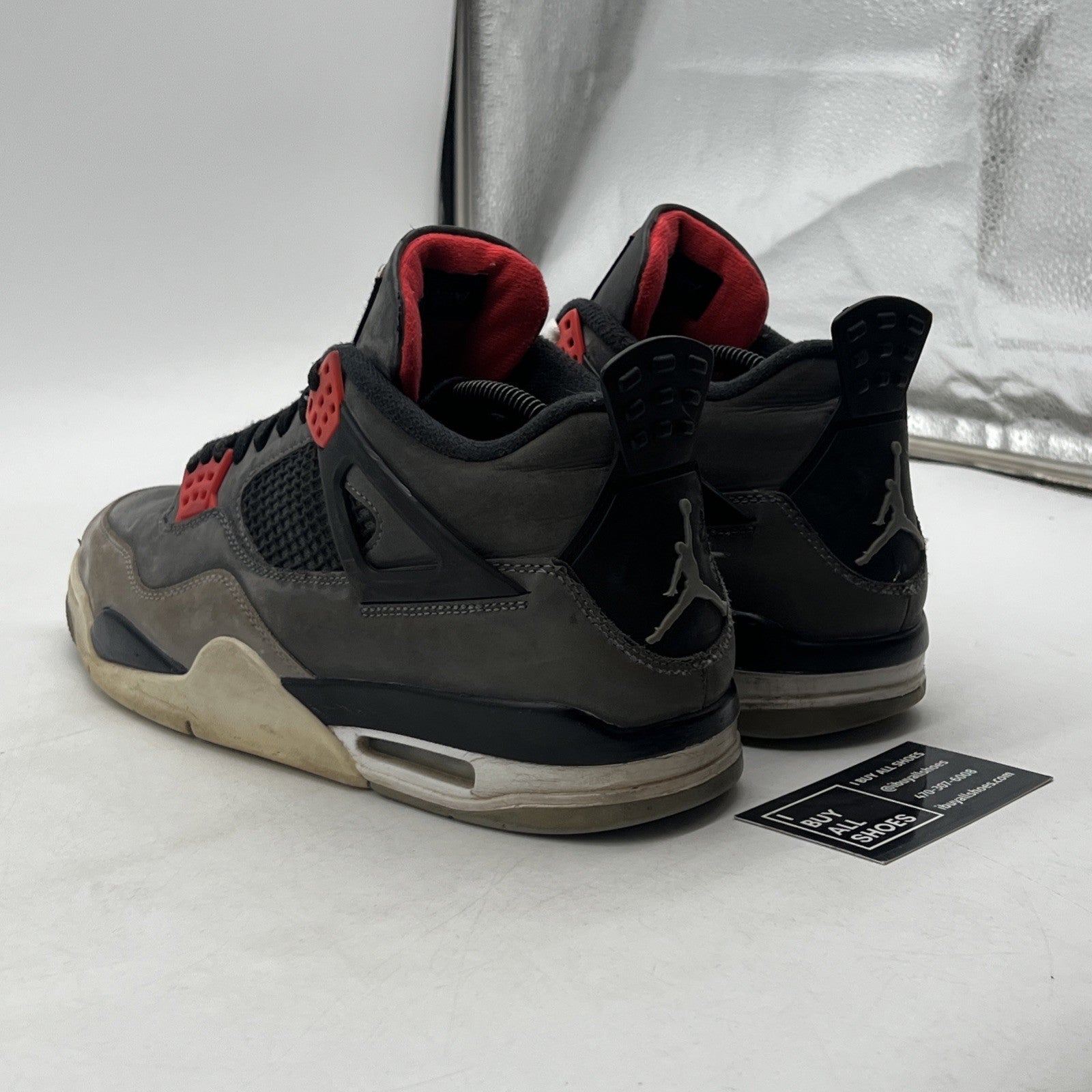 Size 9.5 - Air Jordan 4 Retro Mid Infrared (DH6927-061)