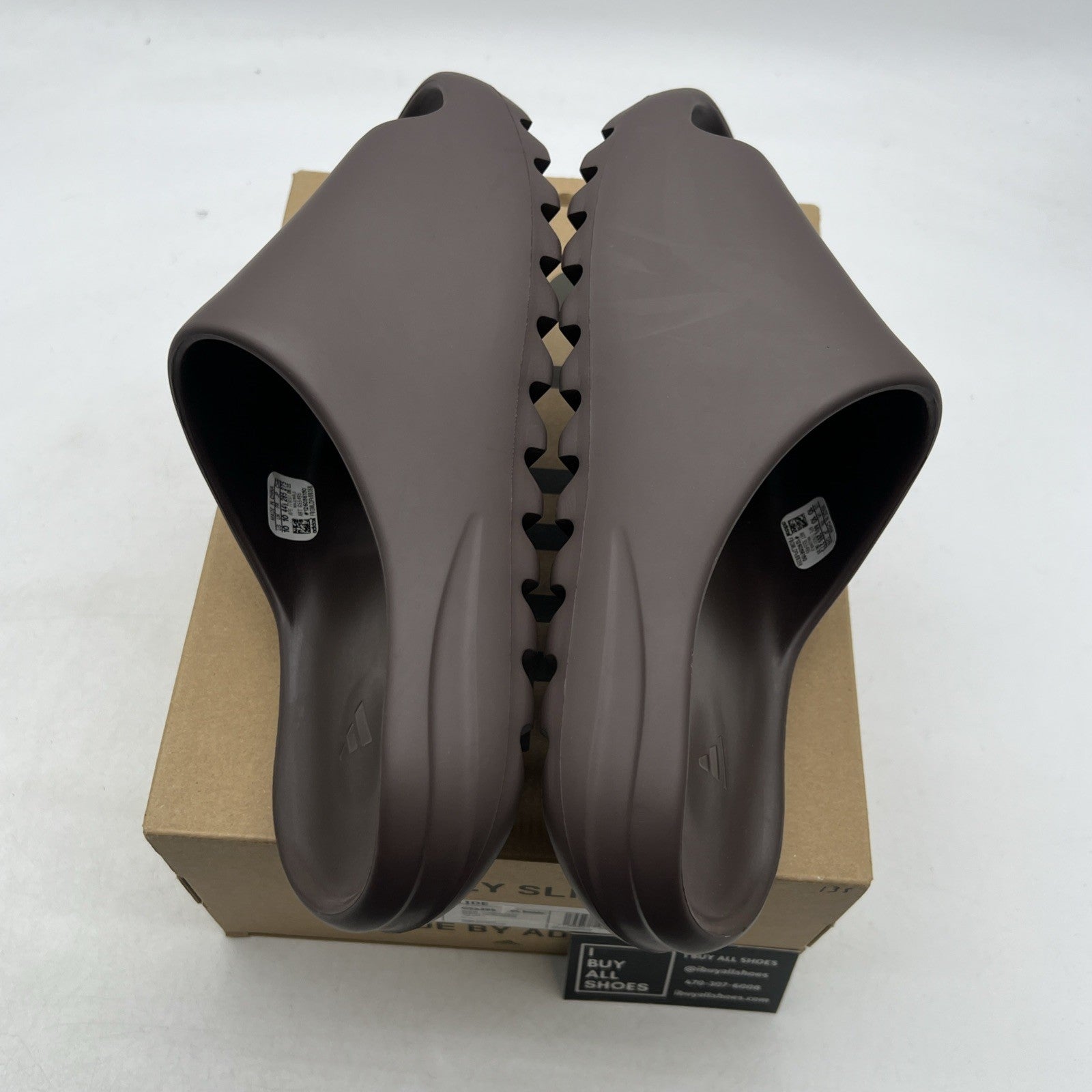 Size 10 - adidas Yeezy Slide Brown (G55495)