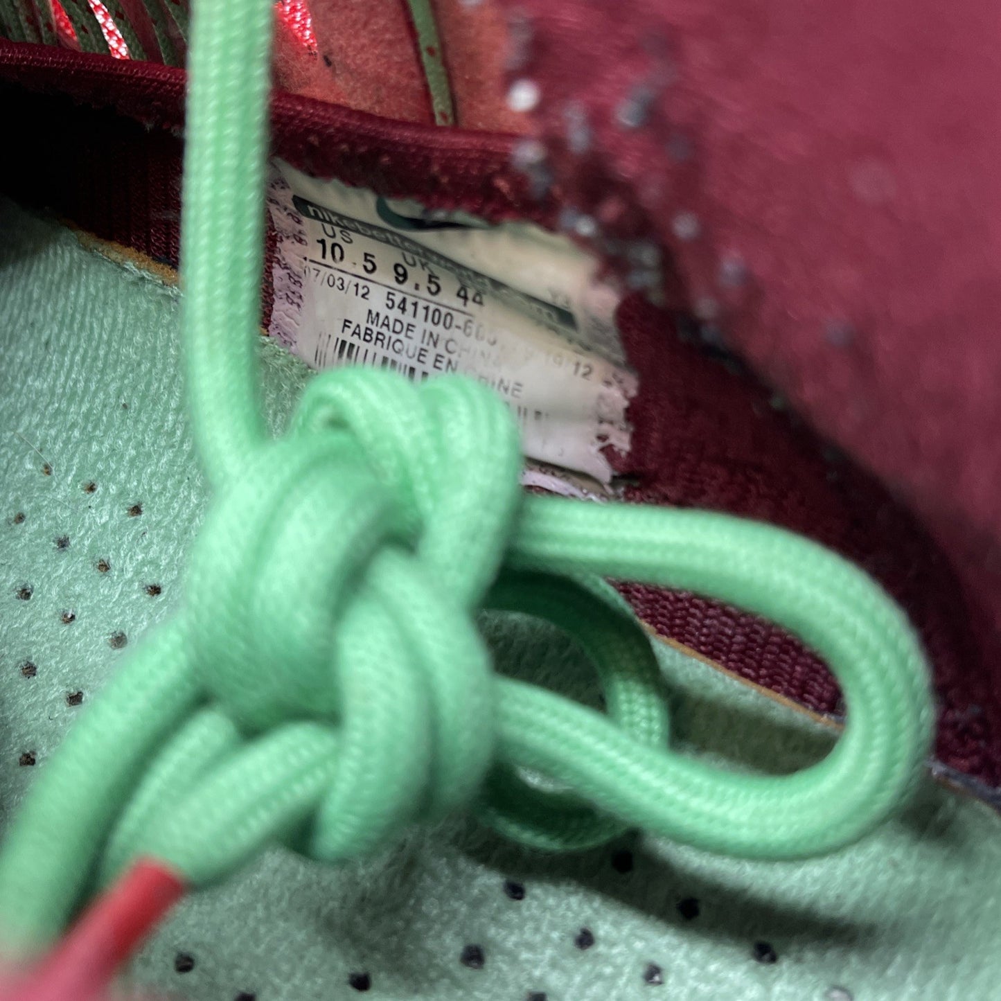 Size 10.5 - Nike LeBron 10 Christmas (541100-600)