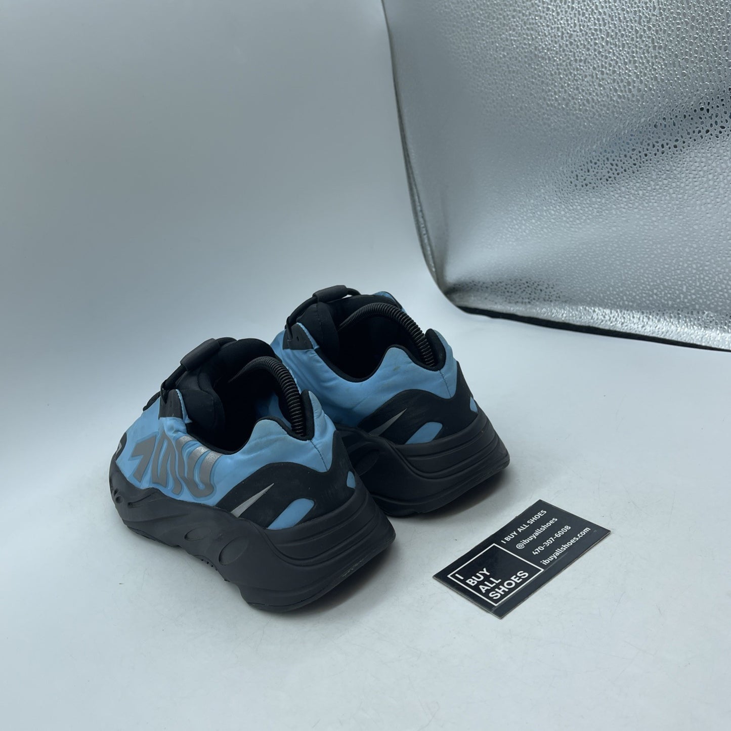 Size 8 - Adidas Yeezy Boost 700 MNVN Bright Cyan (GZ3079)