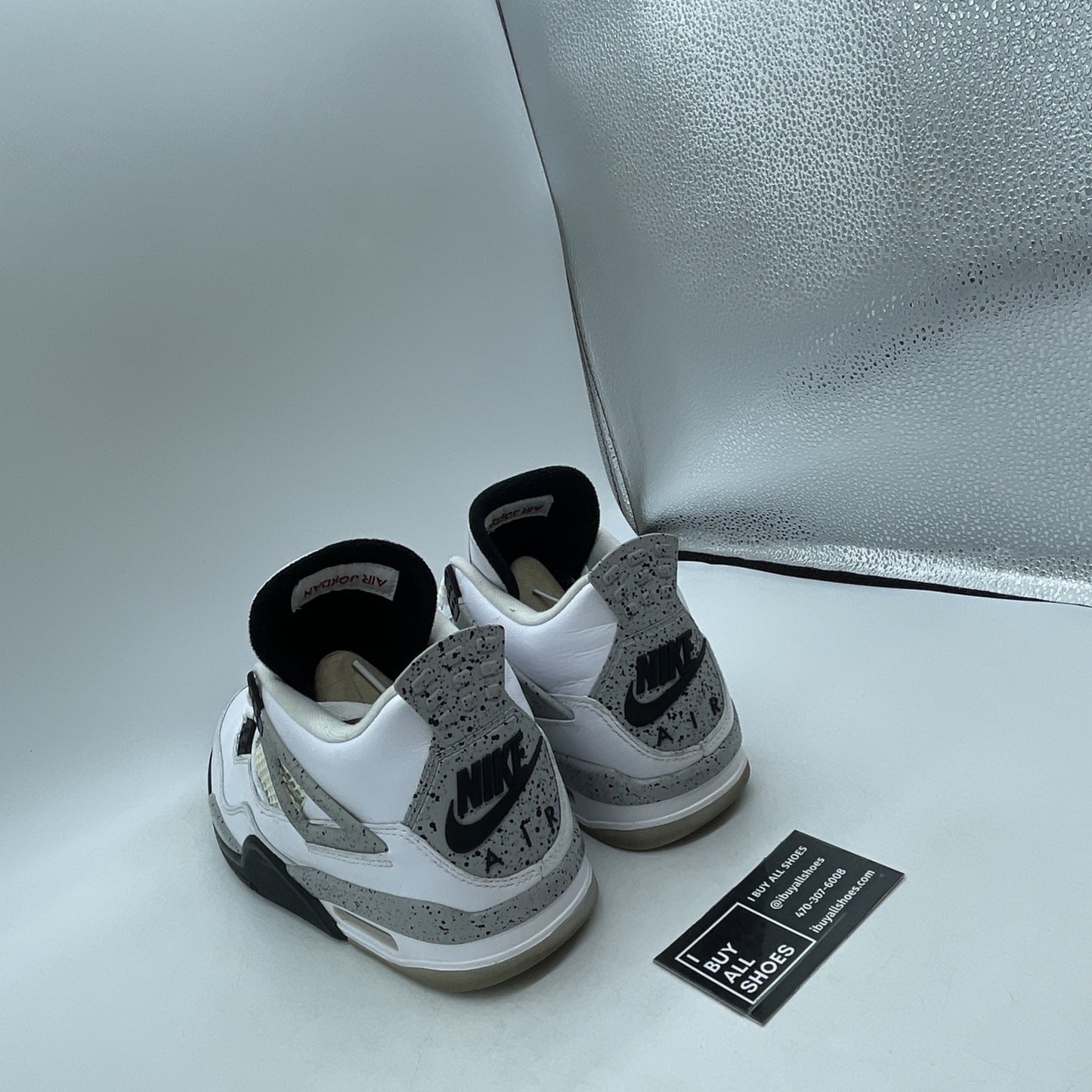 Size 9 - Air Jordan 4 Retro OG Mid White Cement (840606-192)
