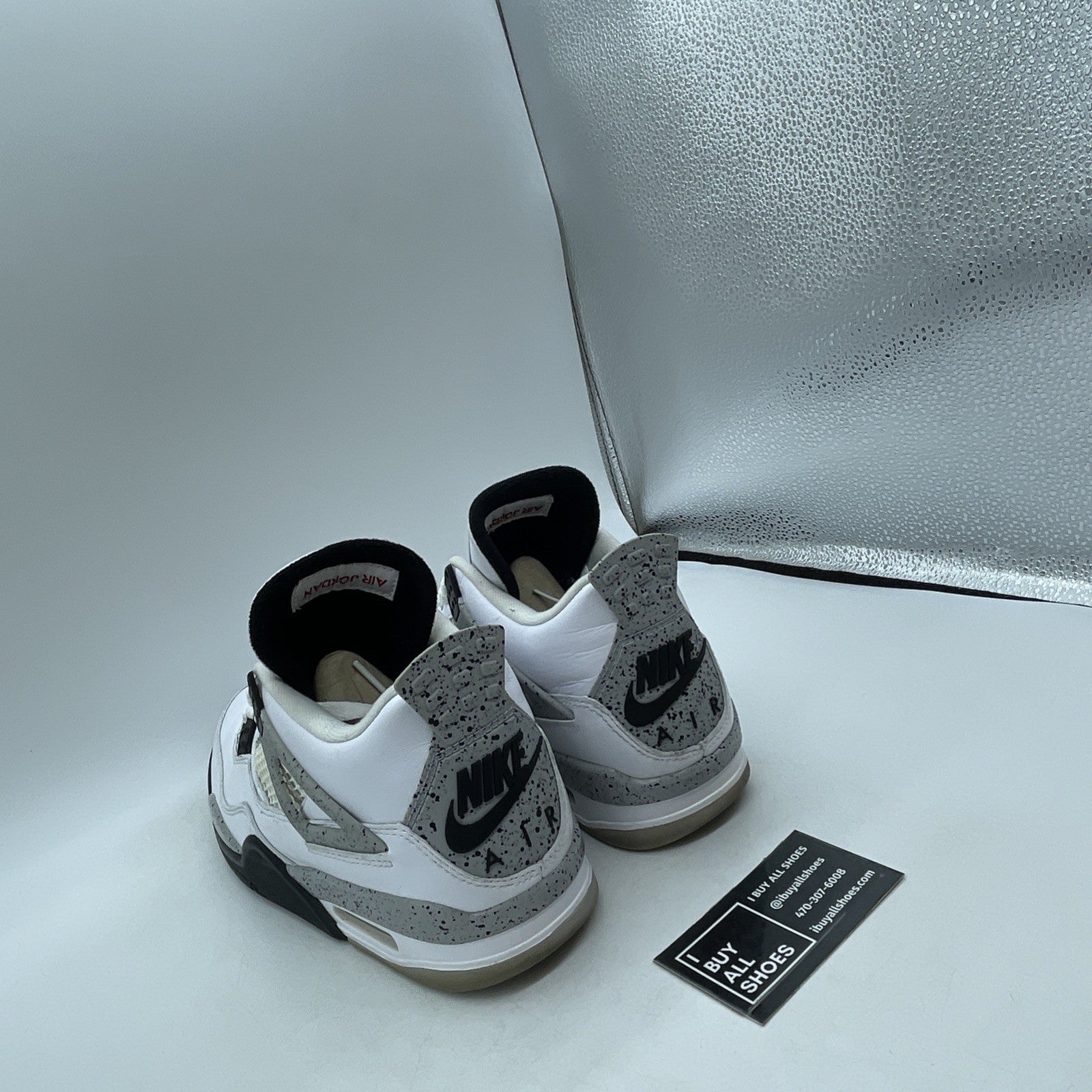 Size 9 - Air Jordan 4 Retro OG Mid White Cement (840606-192)