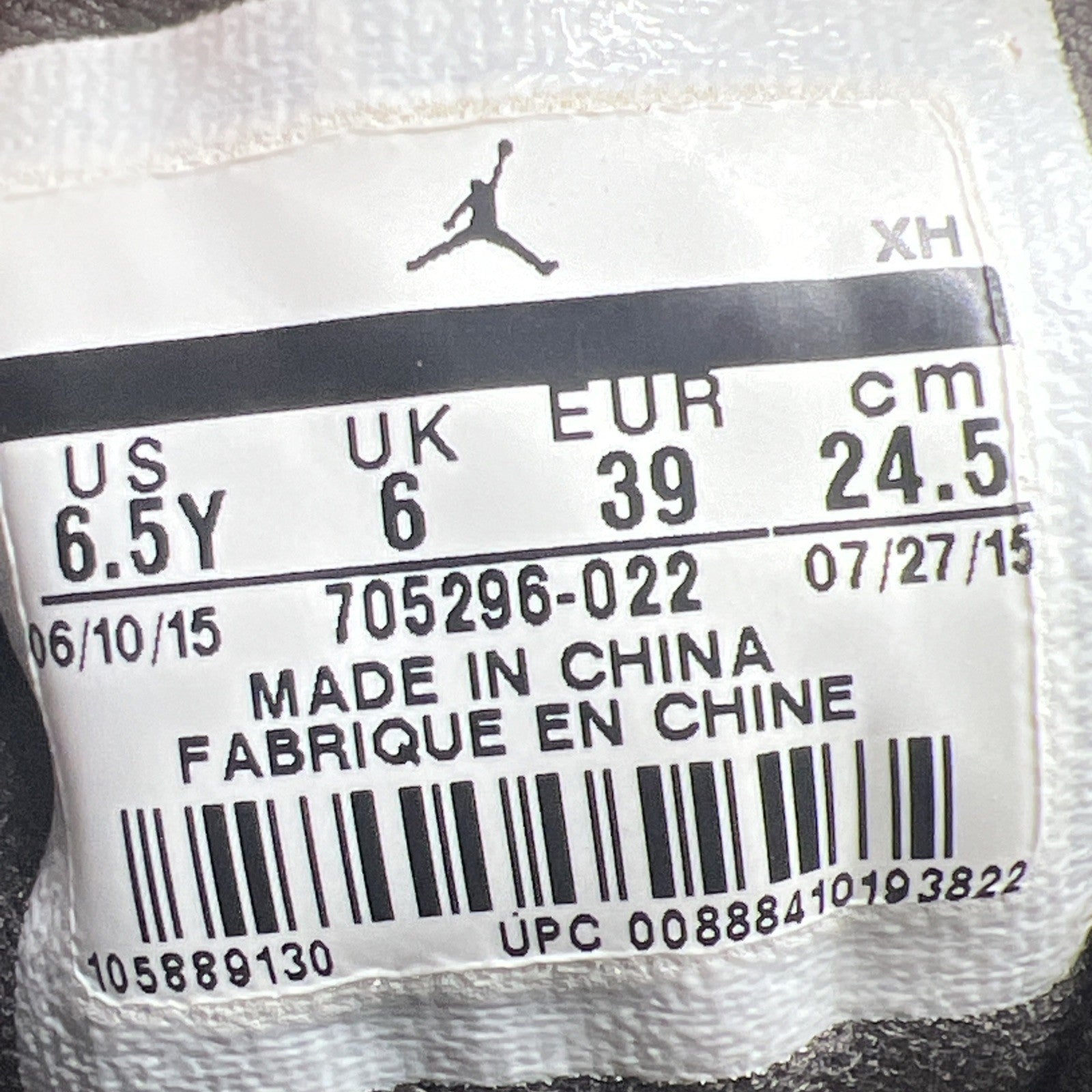 Size 6.5 - Nike Air Jordan 1 Retro Youth  (705296-022)