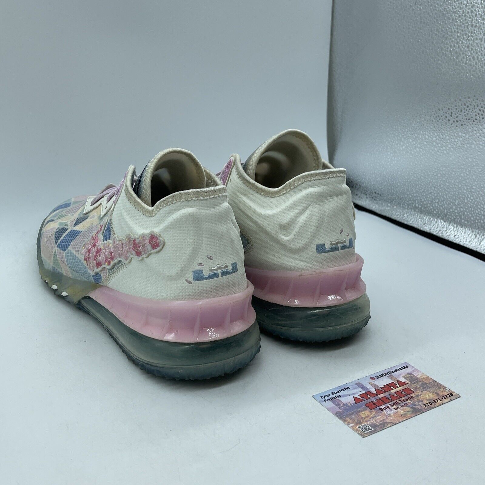 Size 11 - Nike atmos x LeBron 18 Low Sakura White Blue Pink Leather (CV7562-101)