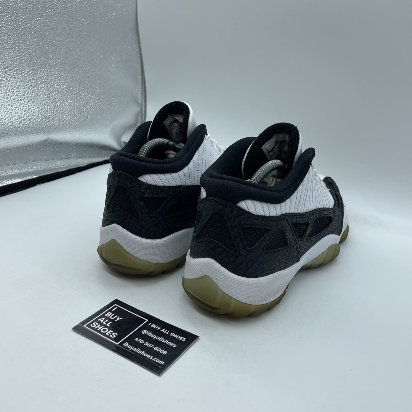 Size 9 - Air Jordan 11 Retro IE Low White Black (306008-100)