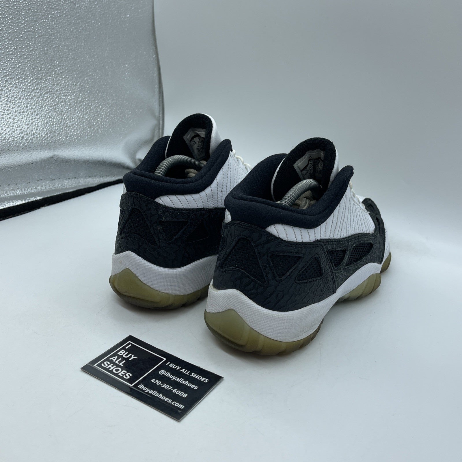 Size 9 - Air Jordan 11 Retro IE Low White Black (306008-100)