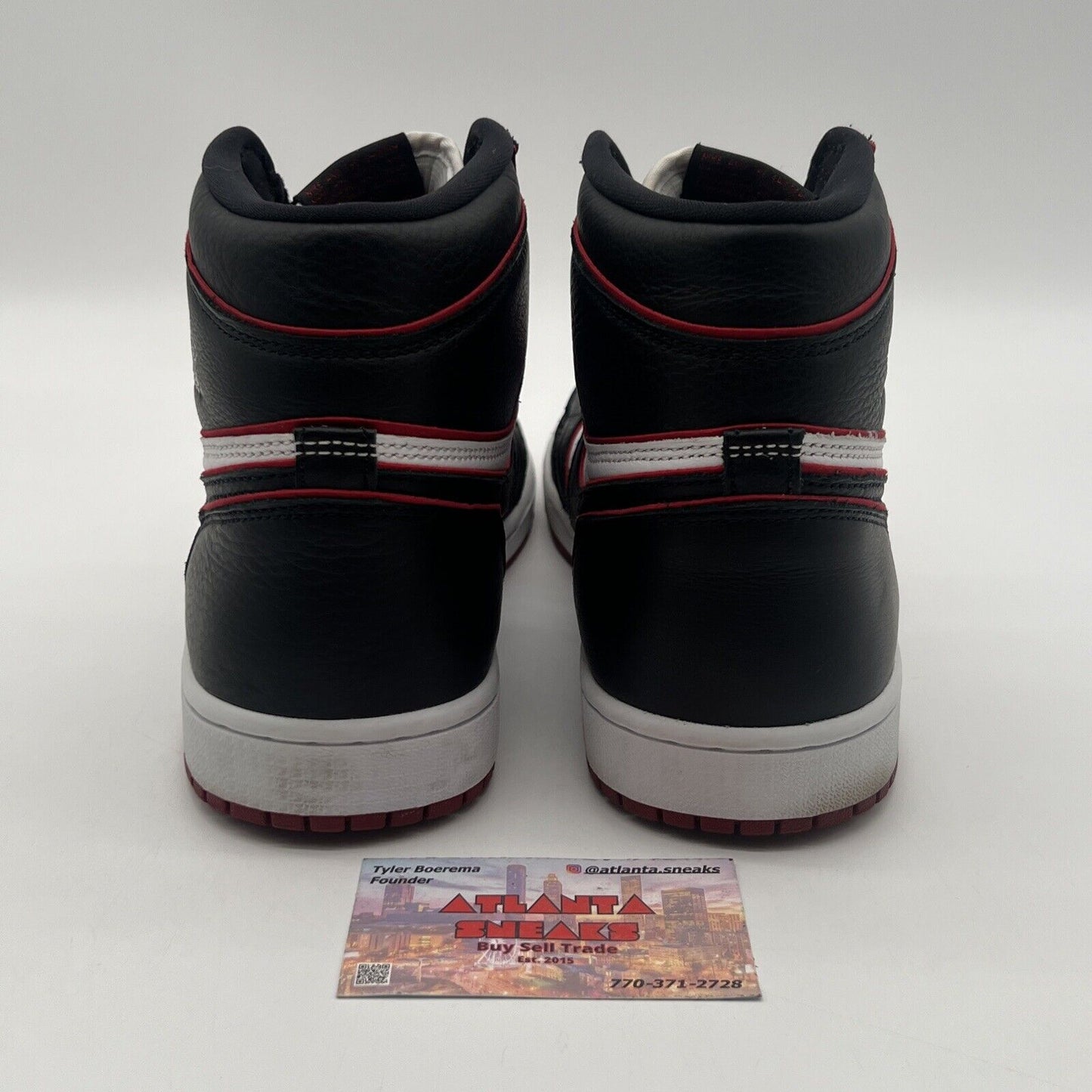 Size 10.5 - Jordan 1 Retro High OG Bloodline 2019 Black White Red (555088-062)