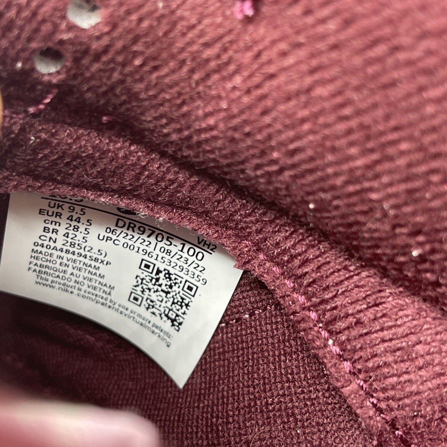 Size 10.5 - Nike Dunk Low Premium Valentine's Day Pink White (DR9705-100)