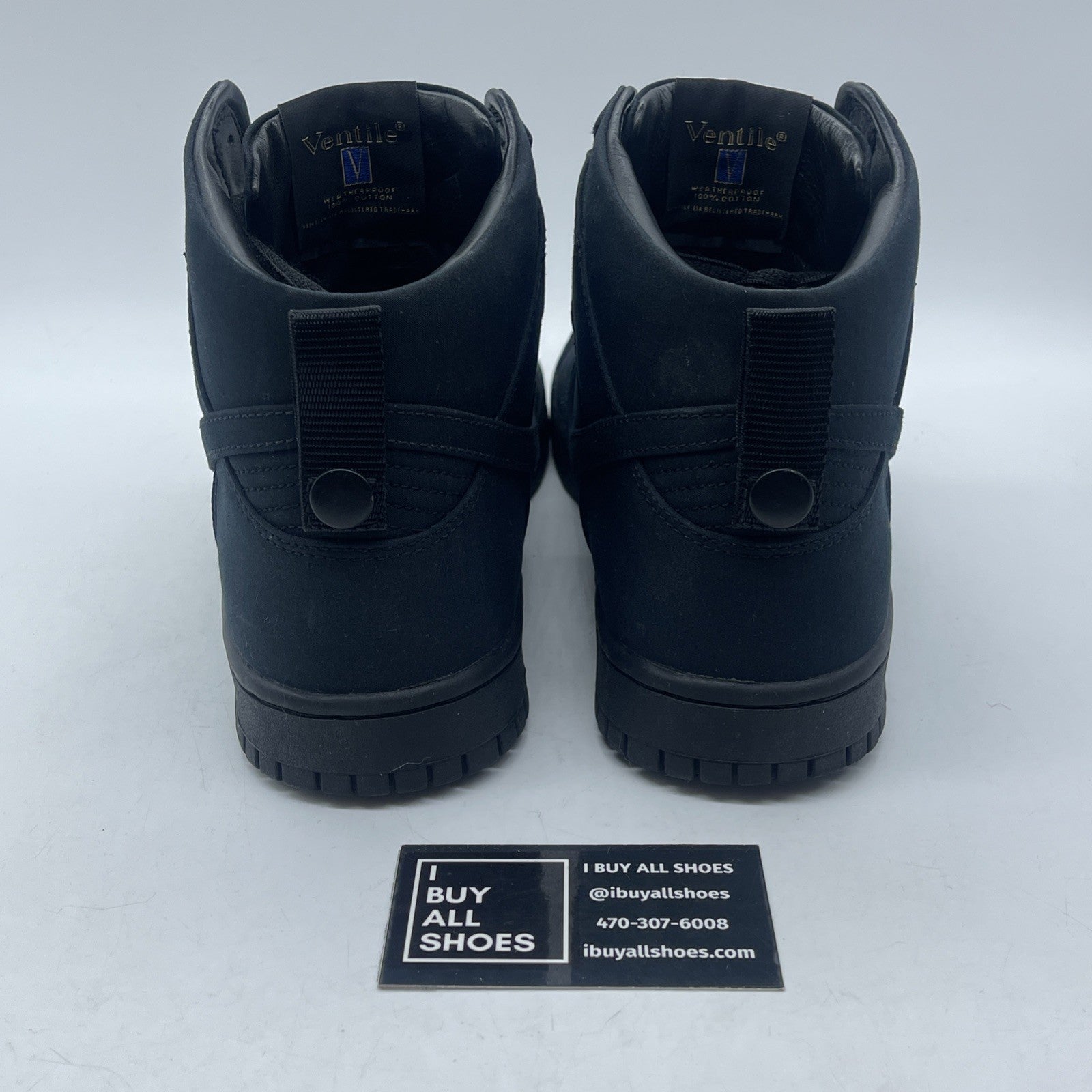 Size 9.5 - Nike Dunk Lux SP DSM Black Suede (718766-001)
