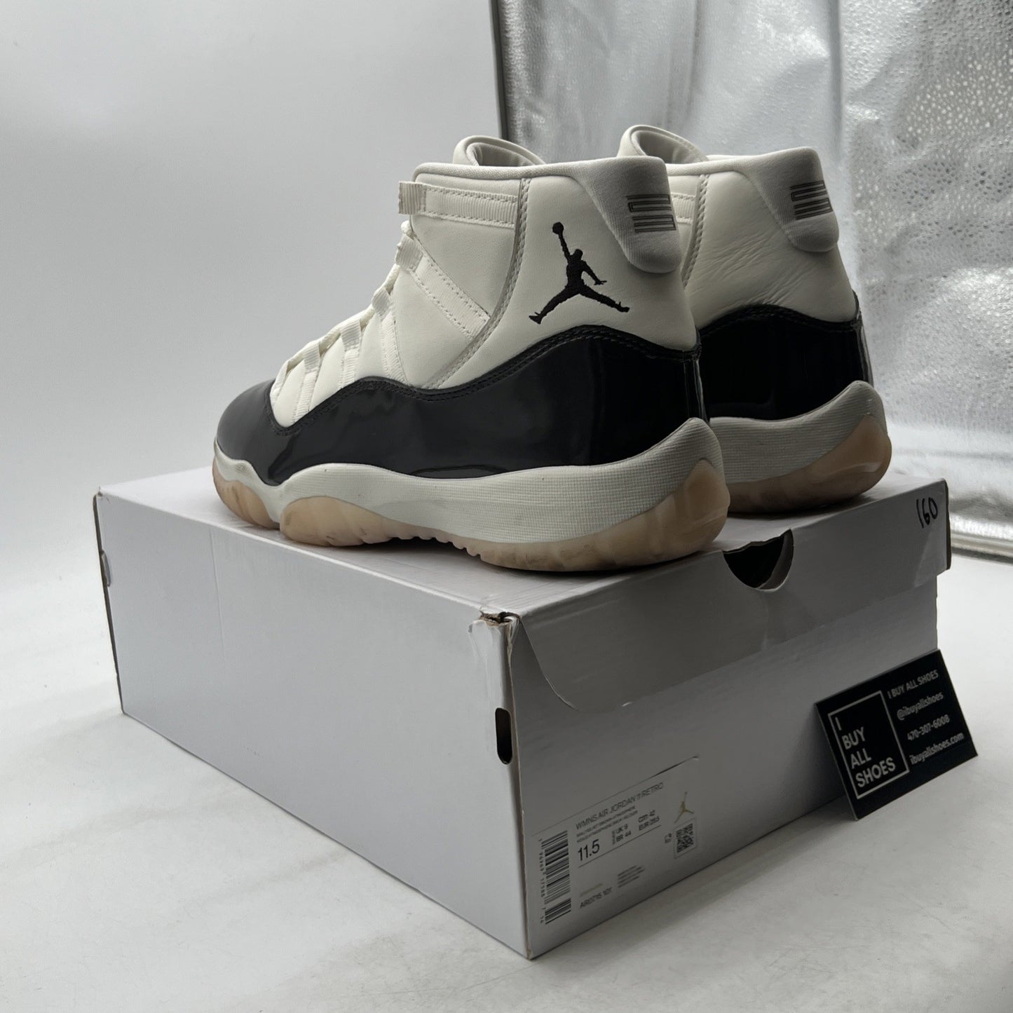 Size 11.5 - Air Jordan 11 Retro Mid Neapolitan W (AR0715-101)