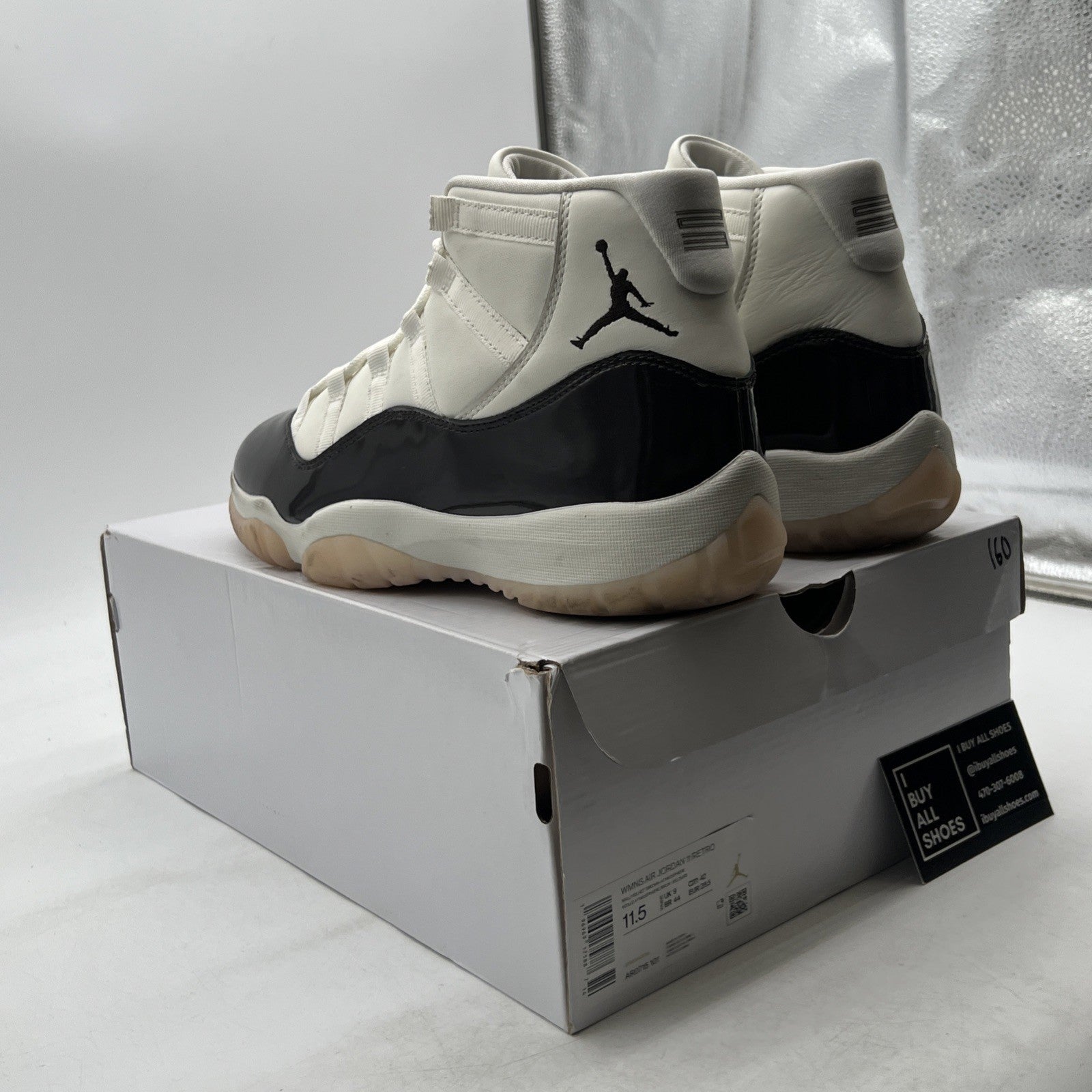 Size 11.5 - Air Jordan 11 Retro Mid Neapolitan W (AR0715-101)