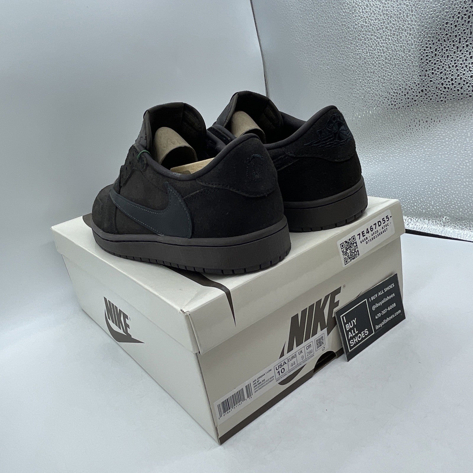 Size 10 - Travis Scott x Air Jordan 1 Retro OG SP Low Velvet Brown (DM7866-202)