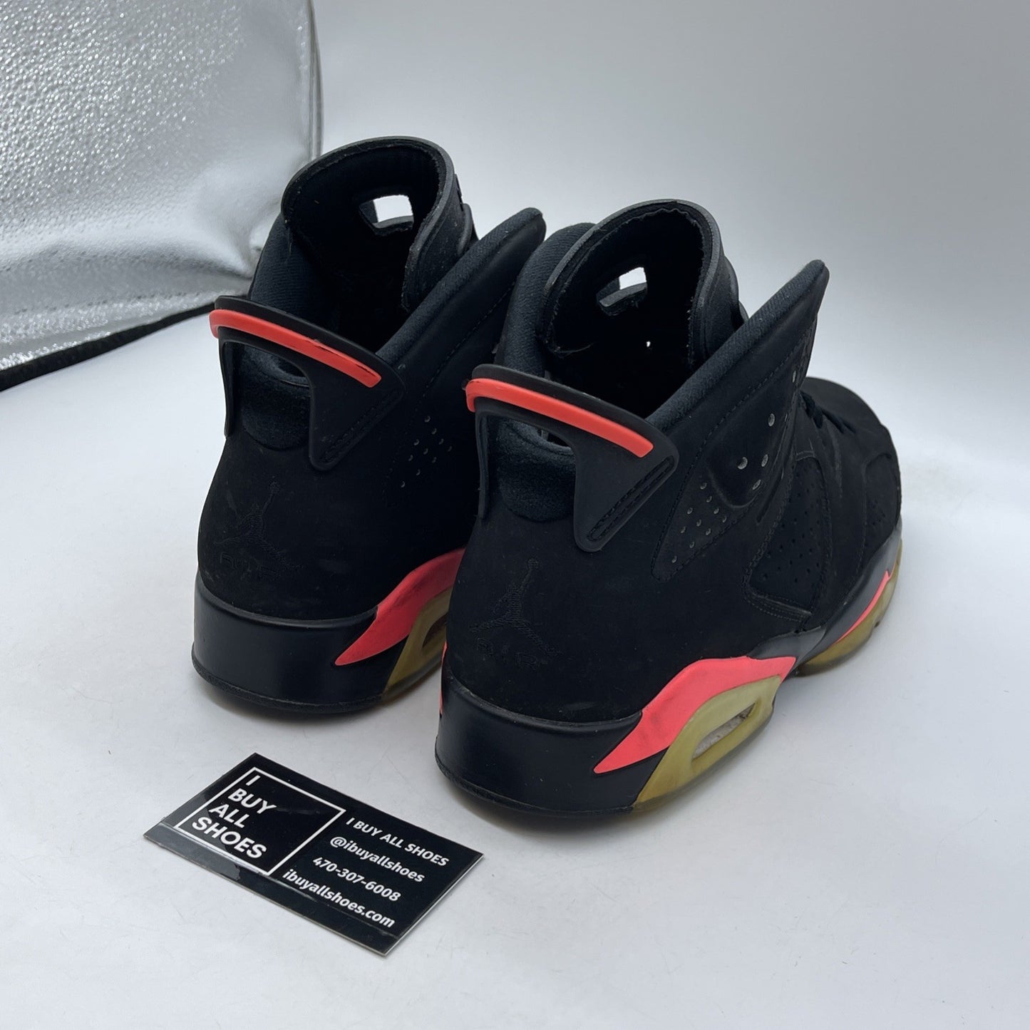 Size 9.5 - Jordan 6 Retro Infrared Black Pink Suede (384664-023)