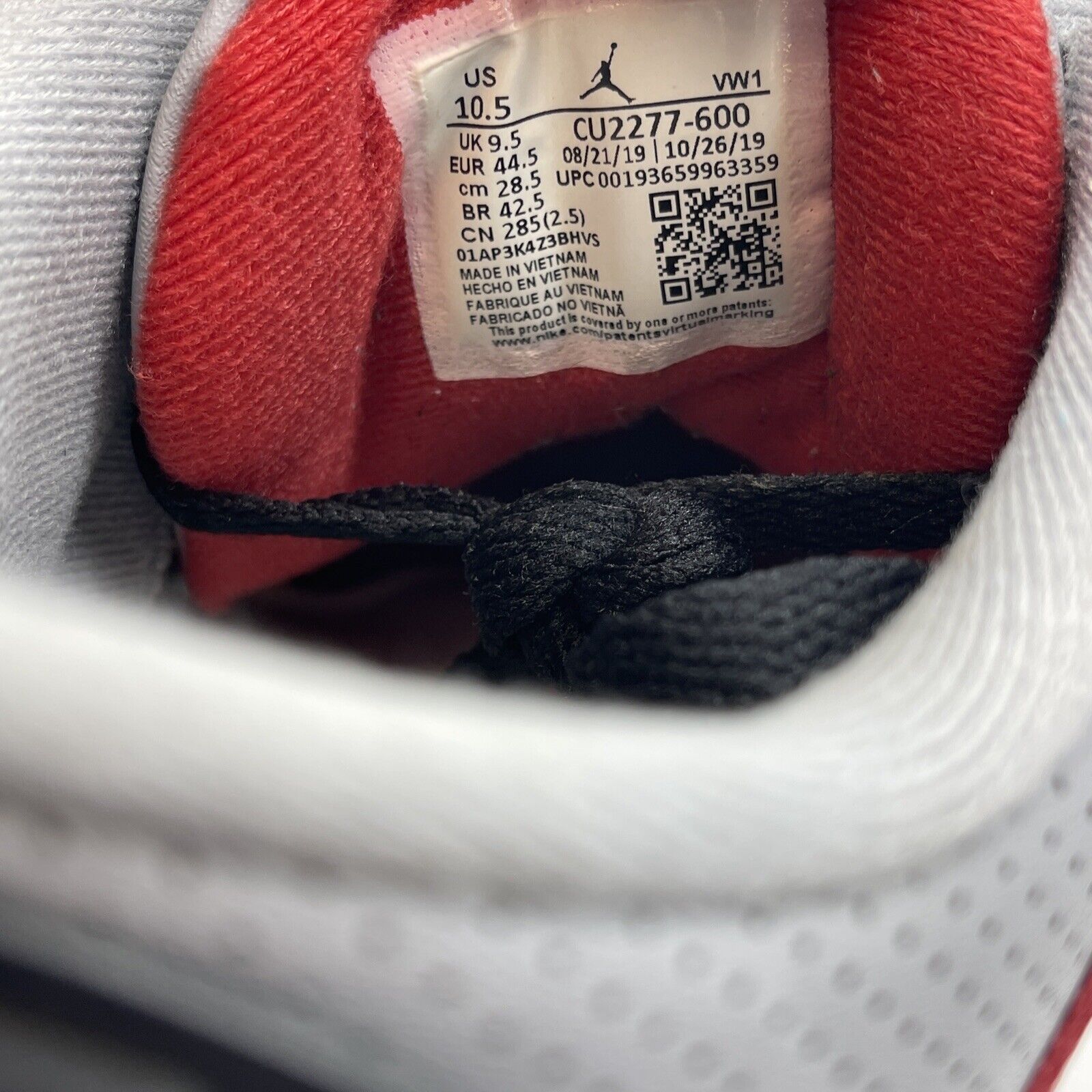 Size 10.5 - Air Jordan 3 Retro SE Unite - CHI Exclusive Suede (CU2277-600)