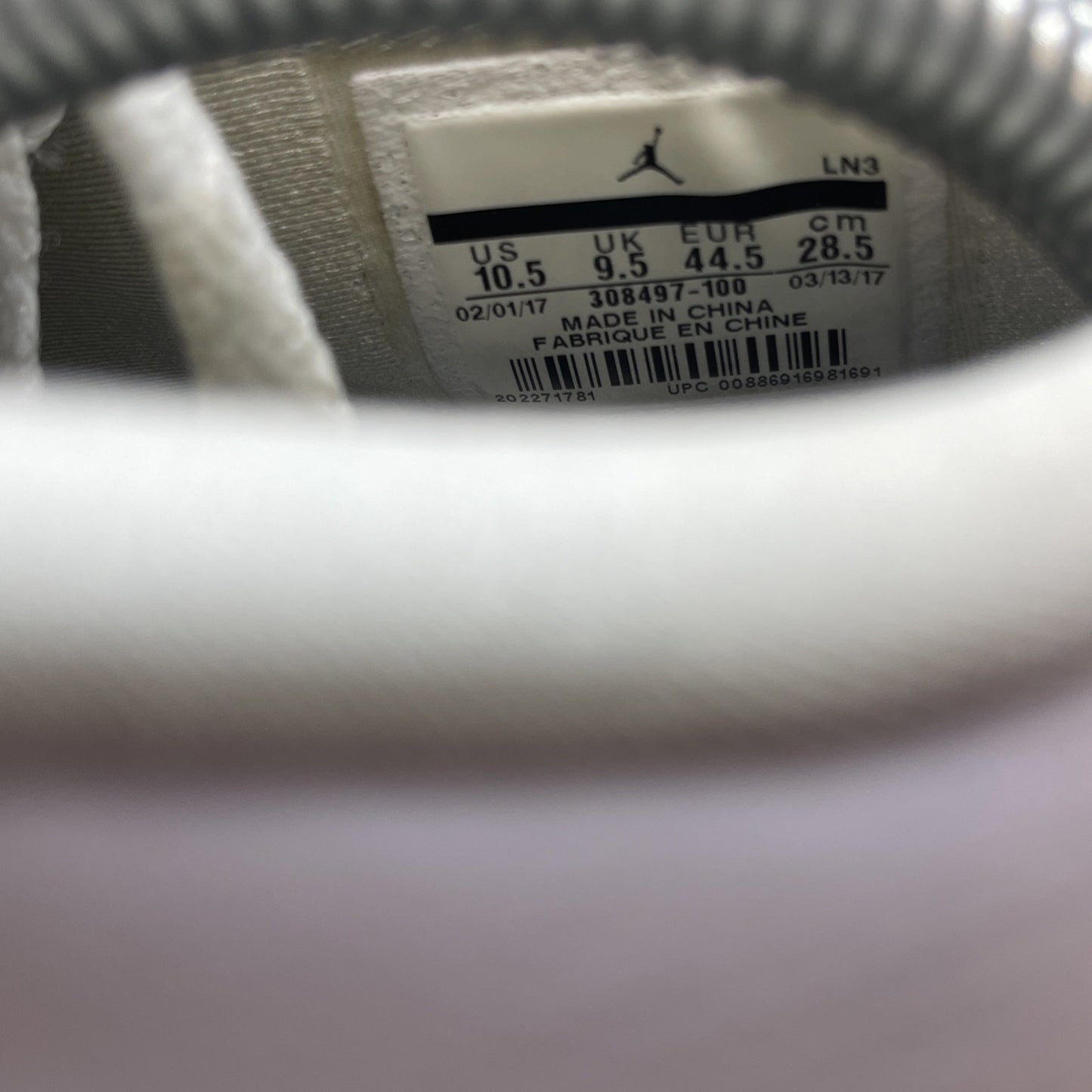 Size 10.5 - Jordan 4 Retro Mid Pure Money White Silver Leather (308497-100)