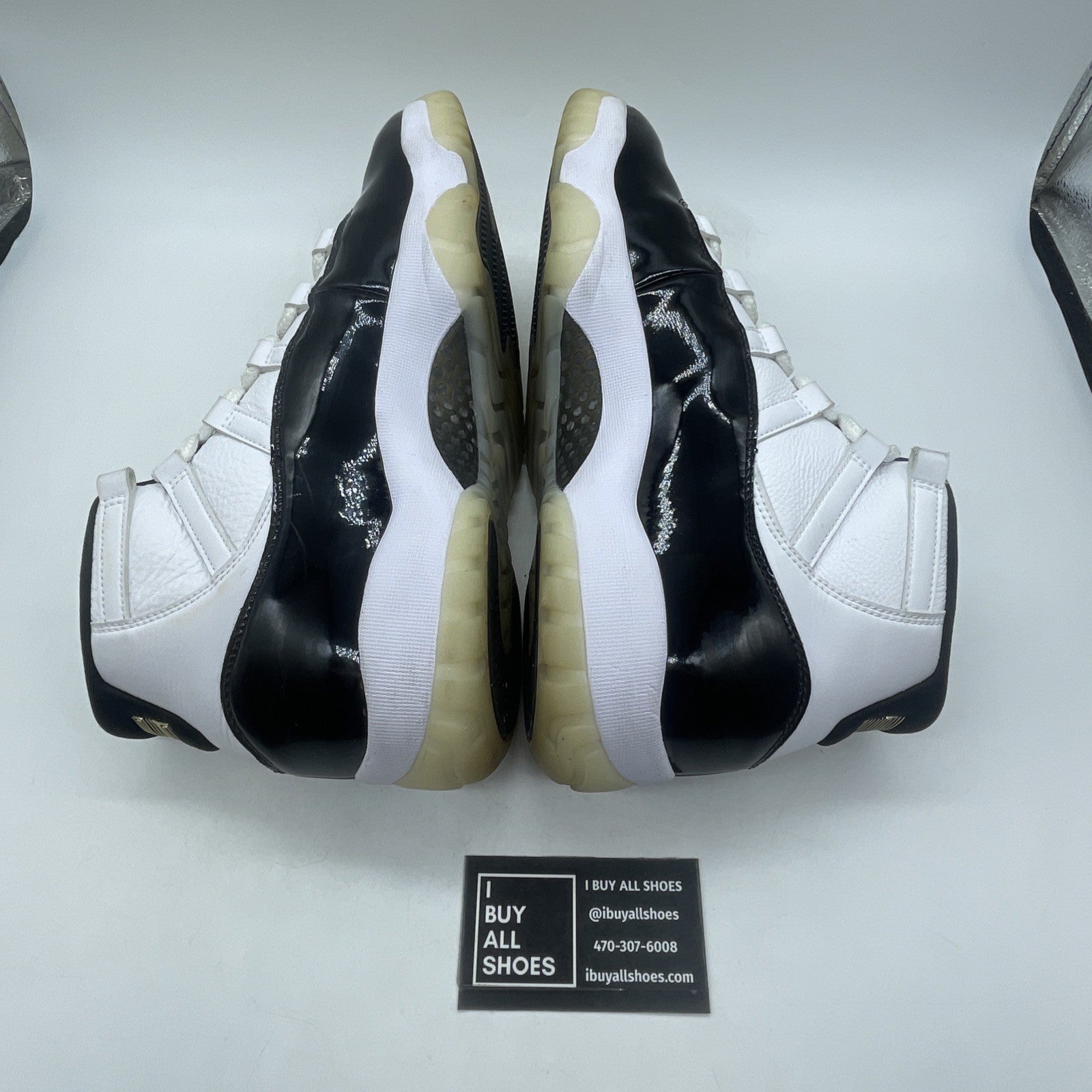 Size 10.5 - Air Jordan 11 Retro Mid Gratitude / Defining Moments (CT8012-170)