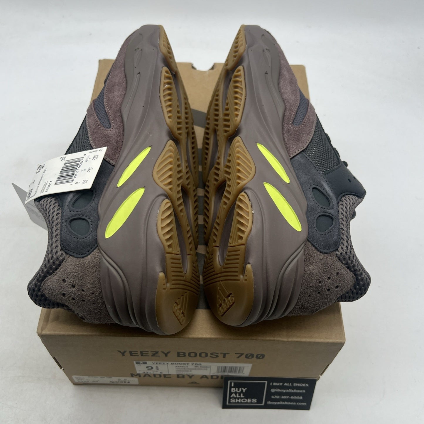 Size 9.5 - adidas Yeezy Boost 700 V1 Mauve (EE9614)