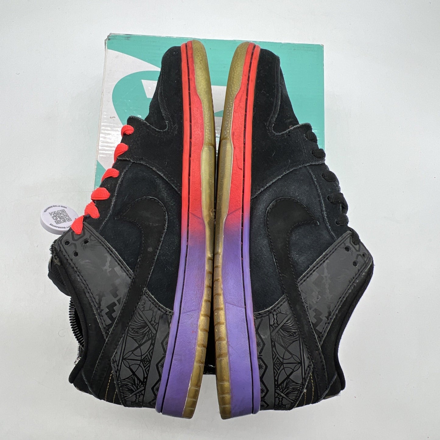 Size 11 - Nike Dunk Premium SB QS Low BHM (504750-001)