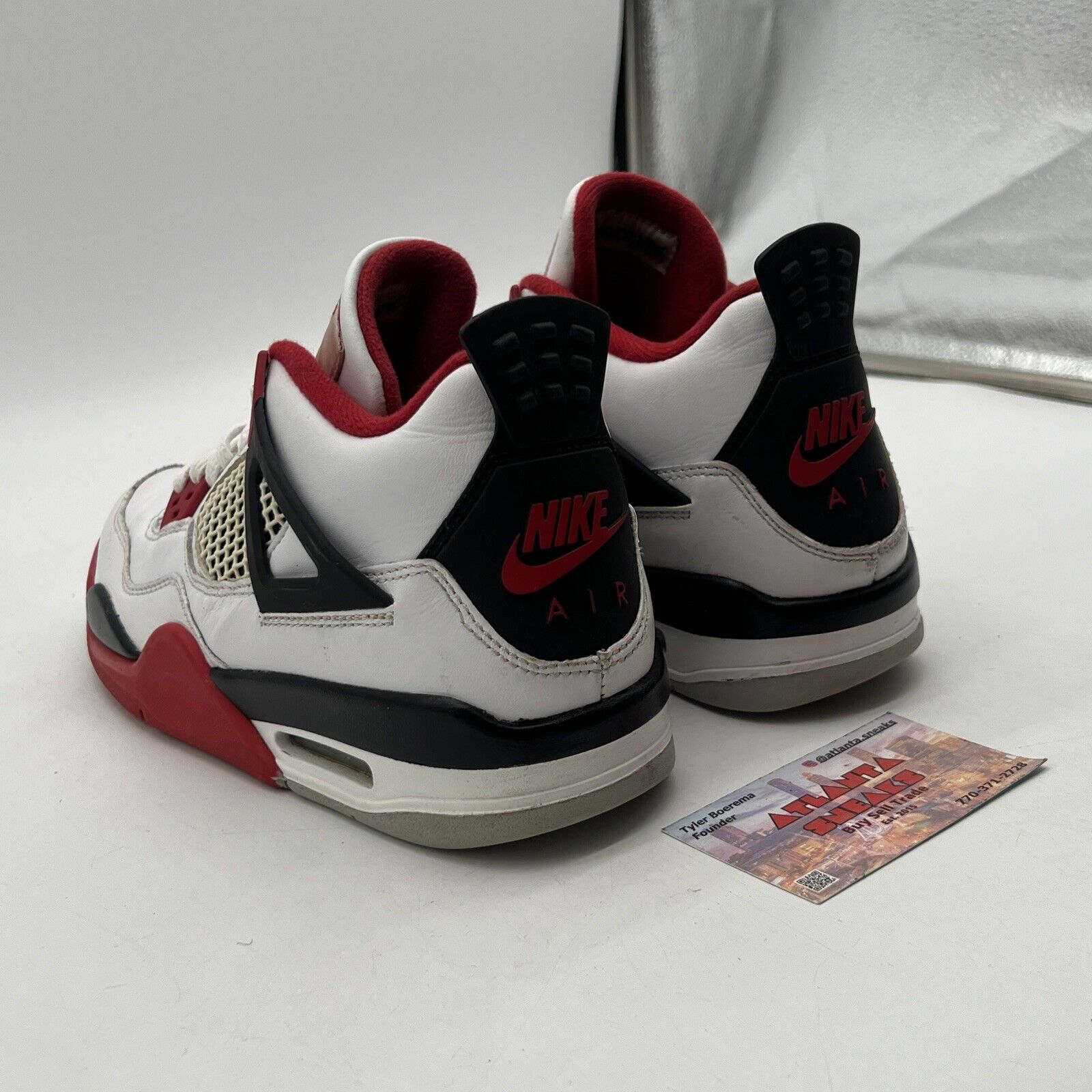 Size 6.5 - Jordan 4 Retro OG Mid Fire Red Black Red White Leather (408452-160)