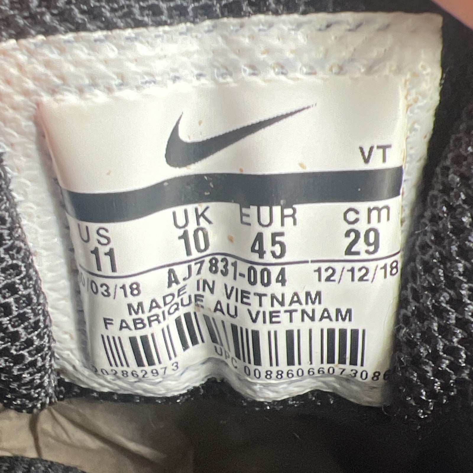 Size 11 - Nike Air Max Deluxe Throwback Future (AJ7831-004)