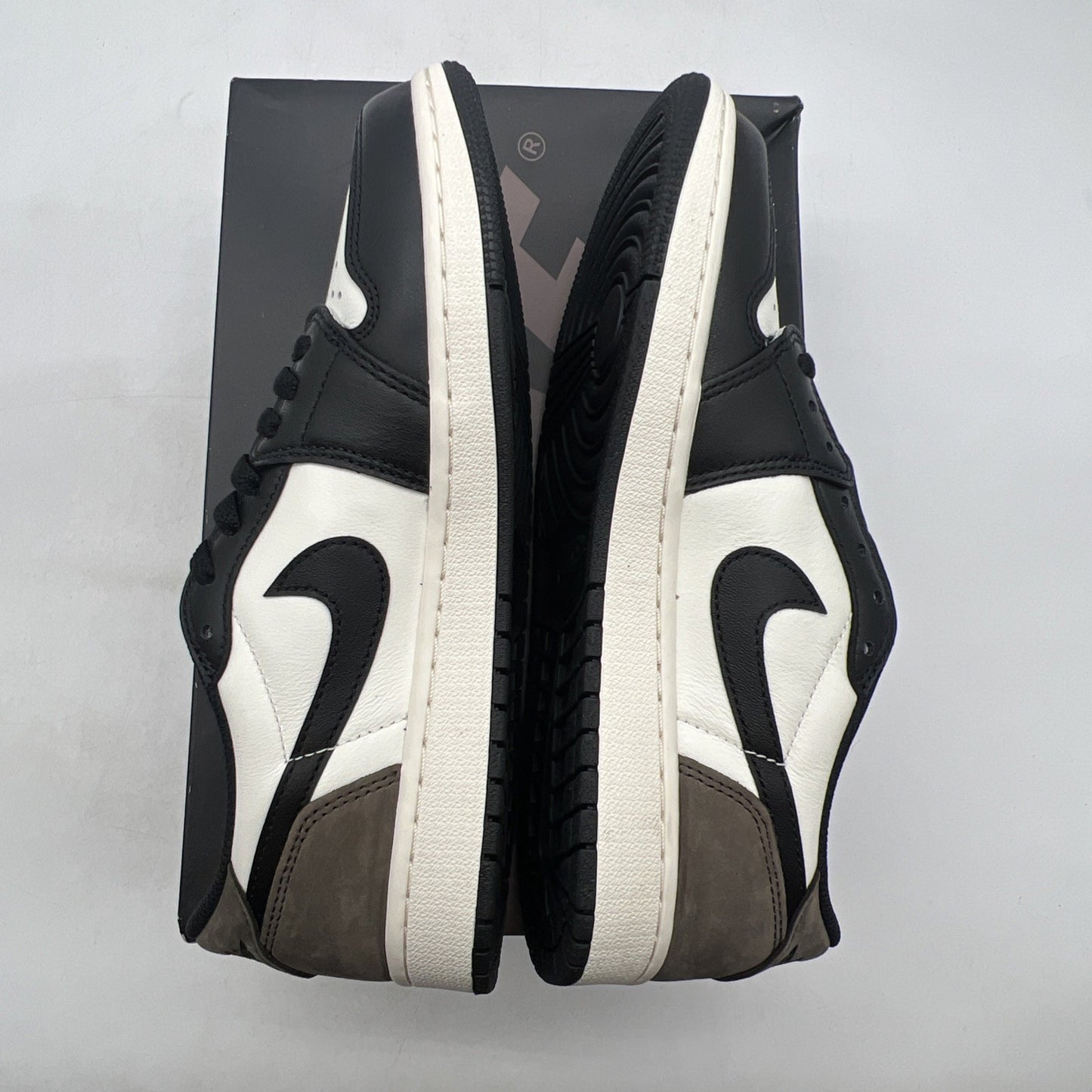 Size 8.5 - Air Jordan 1 Retro OG Low Mocha (CZ0790-102)