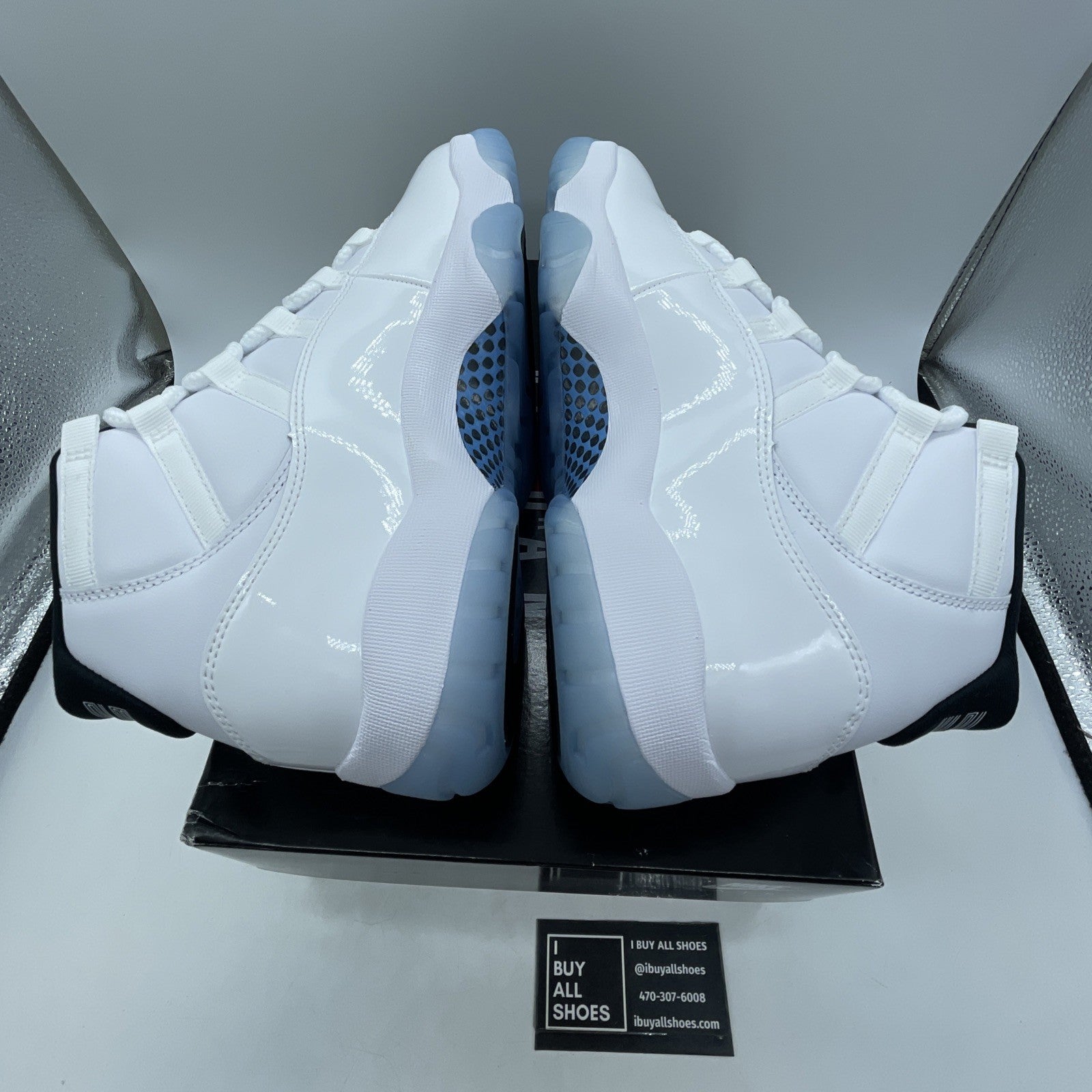Size 9 - Air Jordan 11 Retro 2024 Legend Blue / Columbia (CT8012-104)