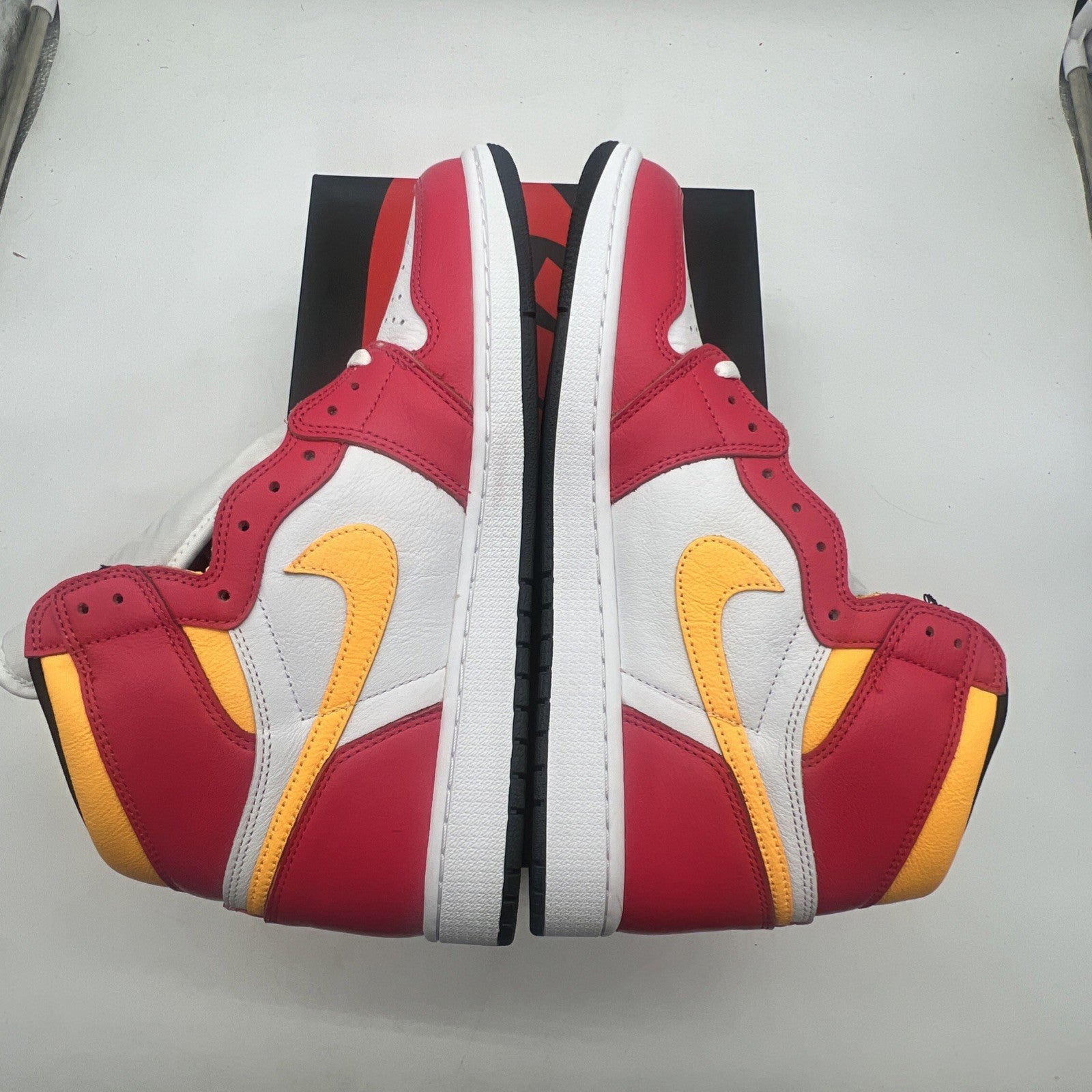 Size 12 - Air Jordan 1 Retro High OG Light Fusion Red 2021 (555088-603)