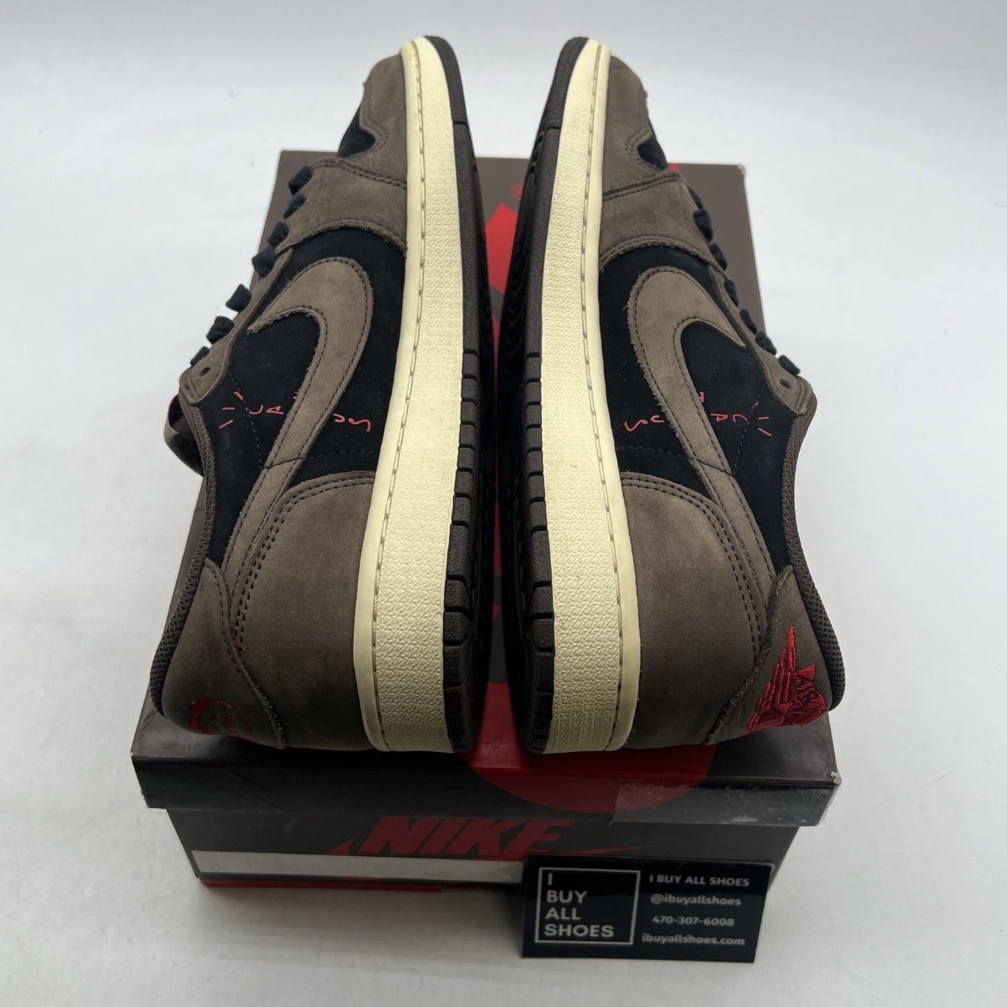 Size 9.5 - Air Jordan 1 x Travis Scott Low Mocha (CQ4277-001)