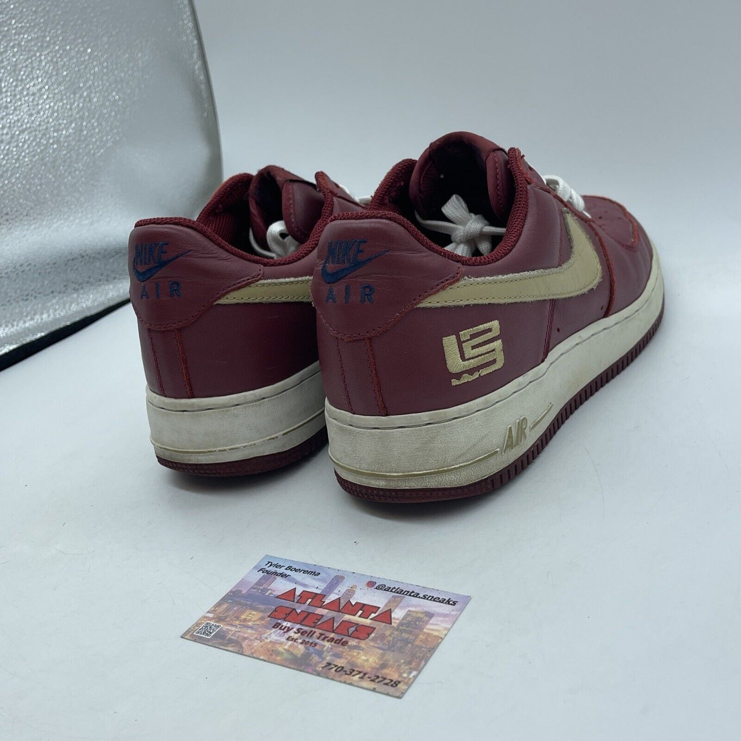 Size 10.5 - Nike Air Force 1 Low LeBron James White Red Leather (306353-671)