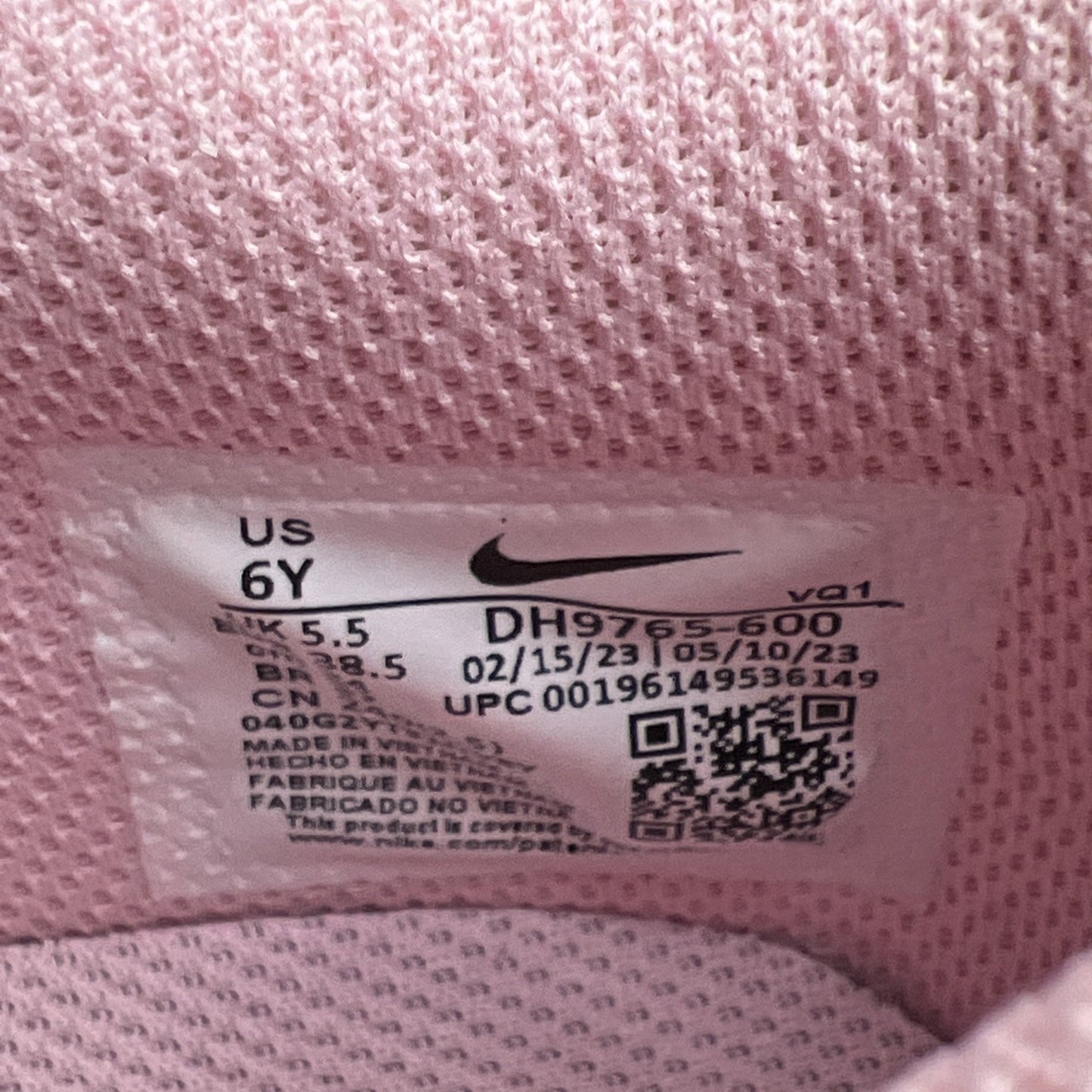 Size 6Y - Nike Dunk Low (GS) “Triple Pink” (DH9765-600)